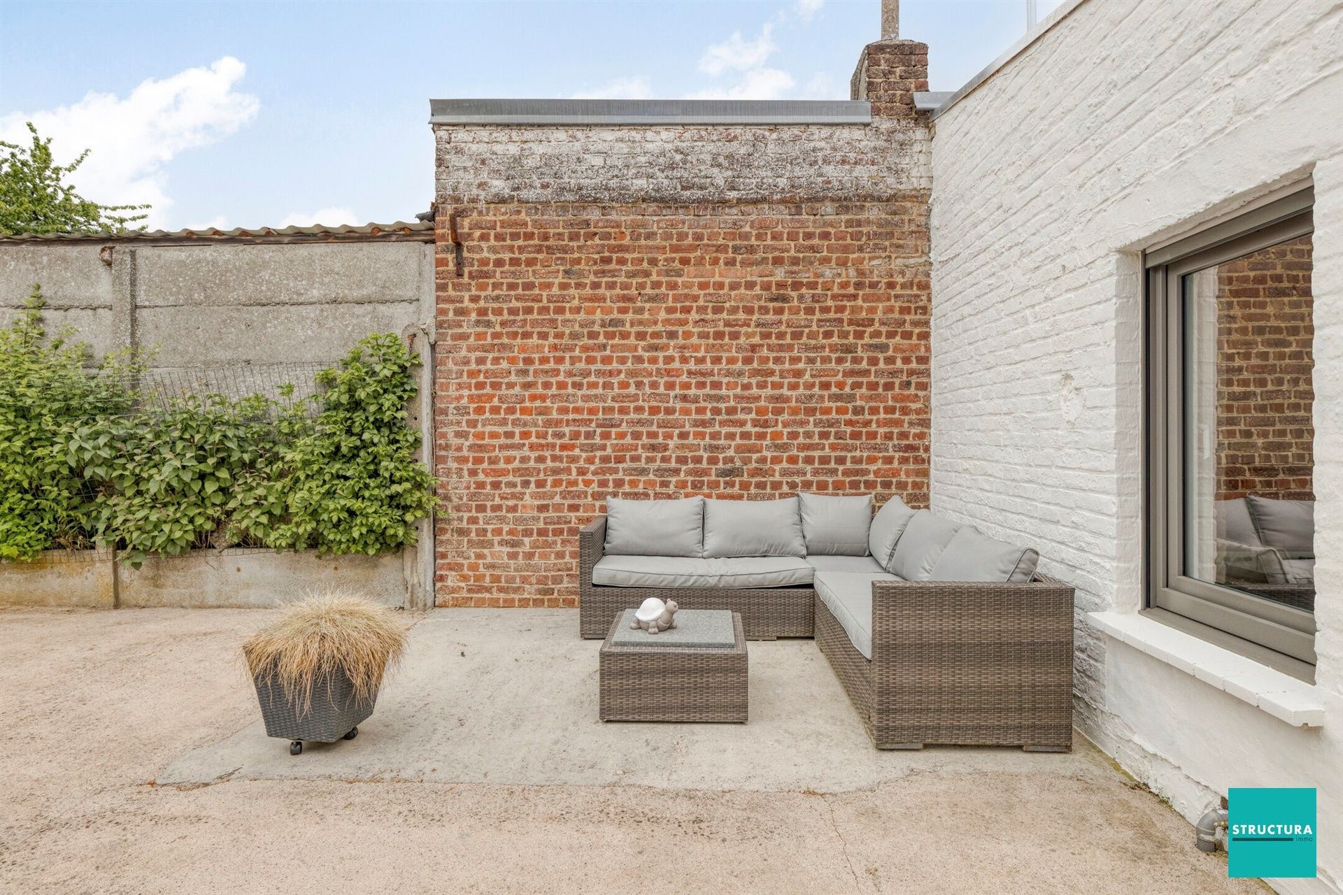 Ruime 4-SLK Woning in Denderhoutem, 235m² Woonopp. foto 24