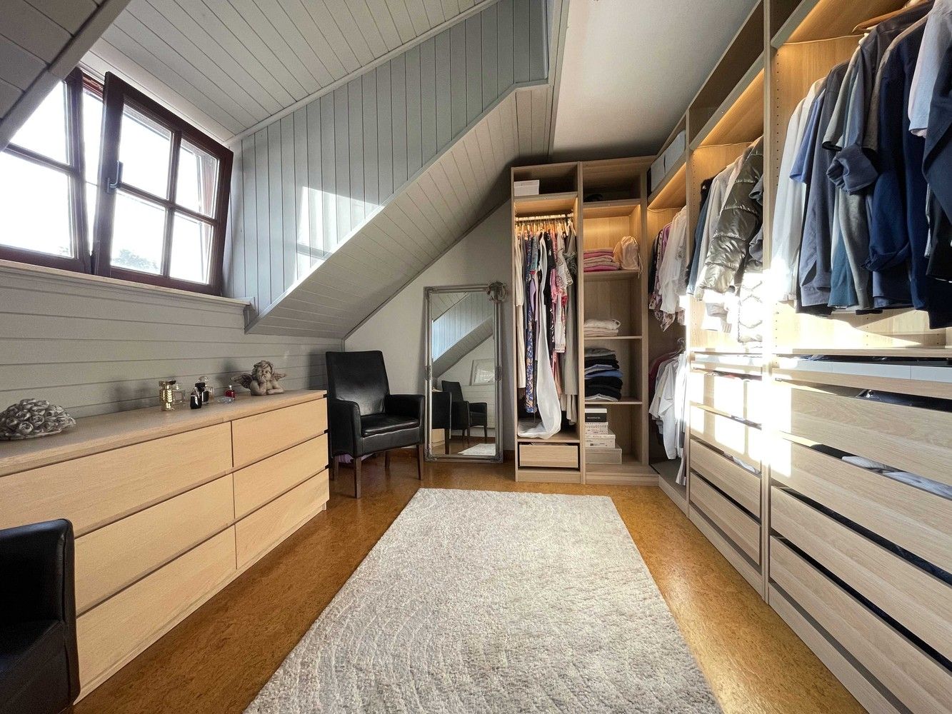 Gunstig gelegen woning met zwembad foto 14