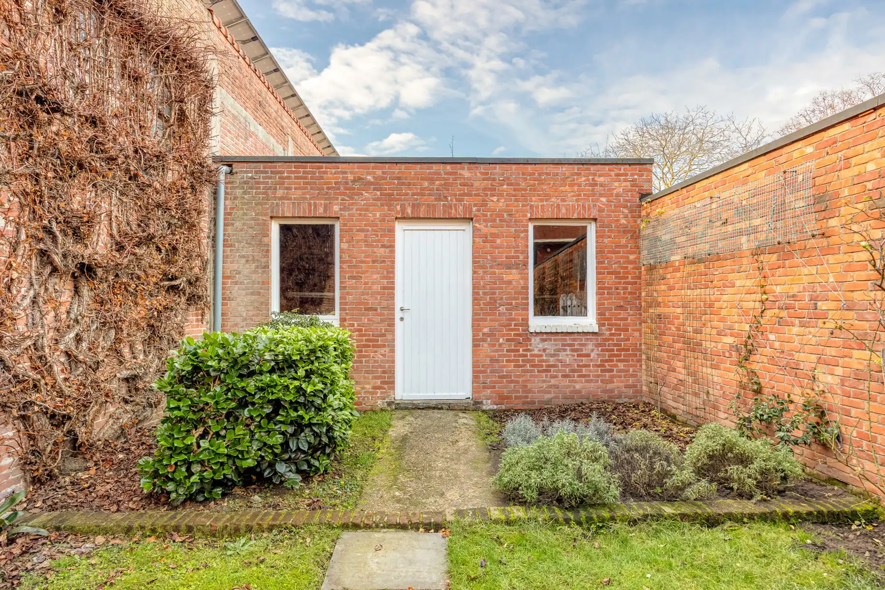 Karaktervolle woning (gevelbreedte 8m!) met tuin in het centrum van Turnhout foto 21