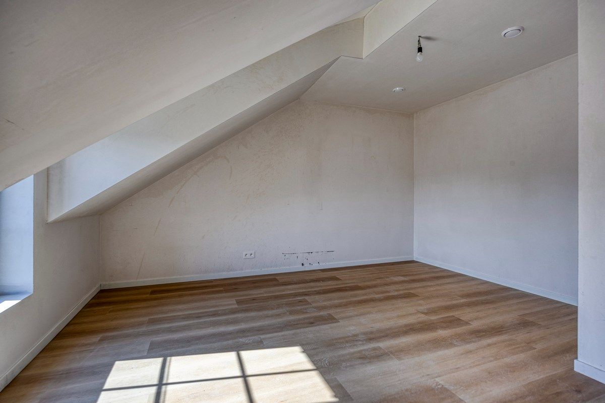 Ruime en energiezuinige nieuwbouwwoning op toplocatie in Tongeren foto 22