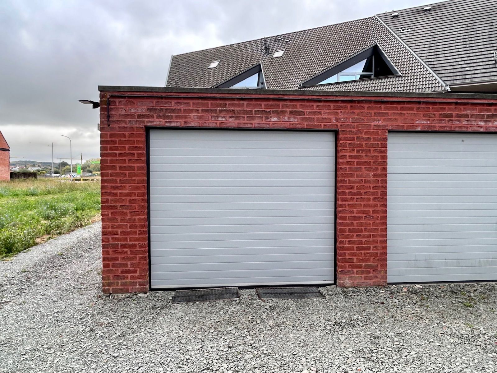 Instapklaar, gelijkvloers appartement met garage foto 25
