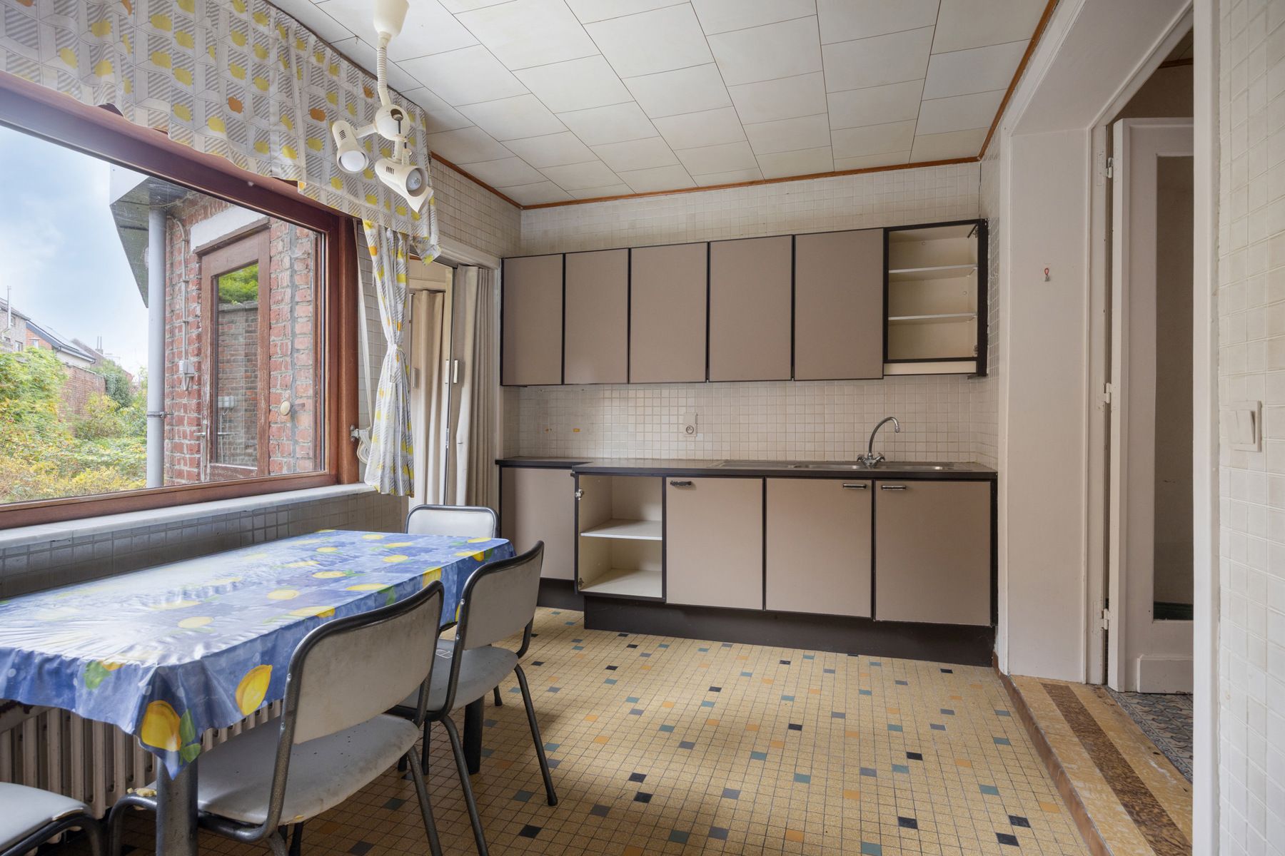 Ruime te renoveren karakterwoning te Heverlee. foto 8