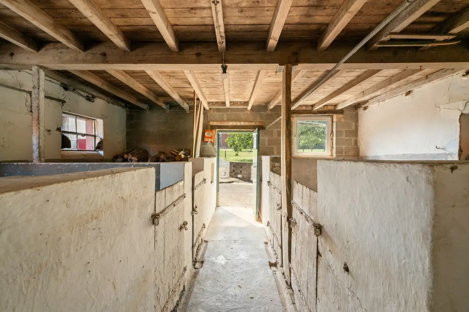 UNIEKE LANDELIJKE EIGENDOM MET WONING, STALLEN EN 15.380 M² GROND – EEN OASE VAN RUST EN RUIMTE IN PAJOTTEGEM foto 31