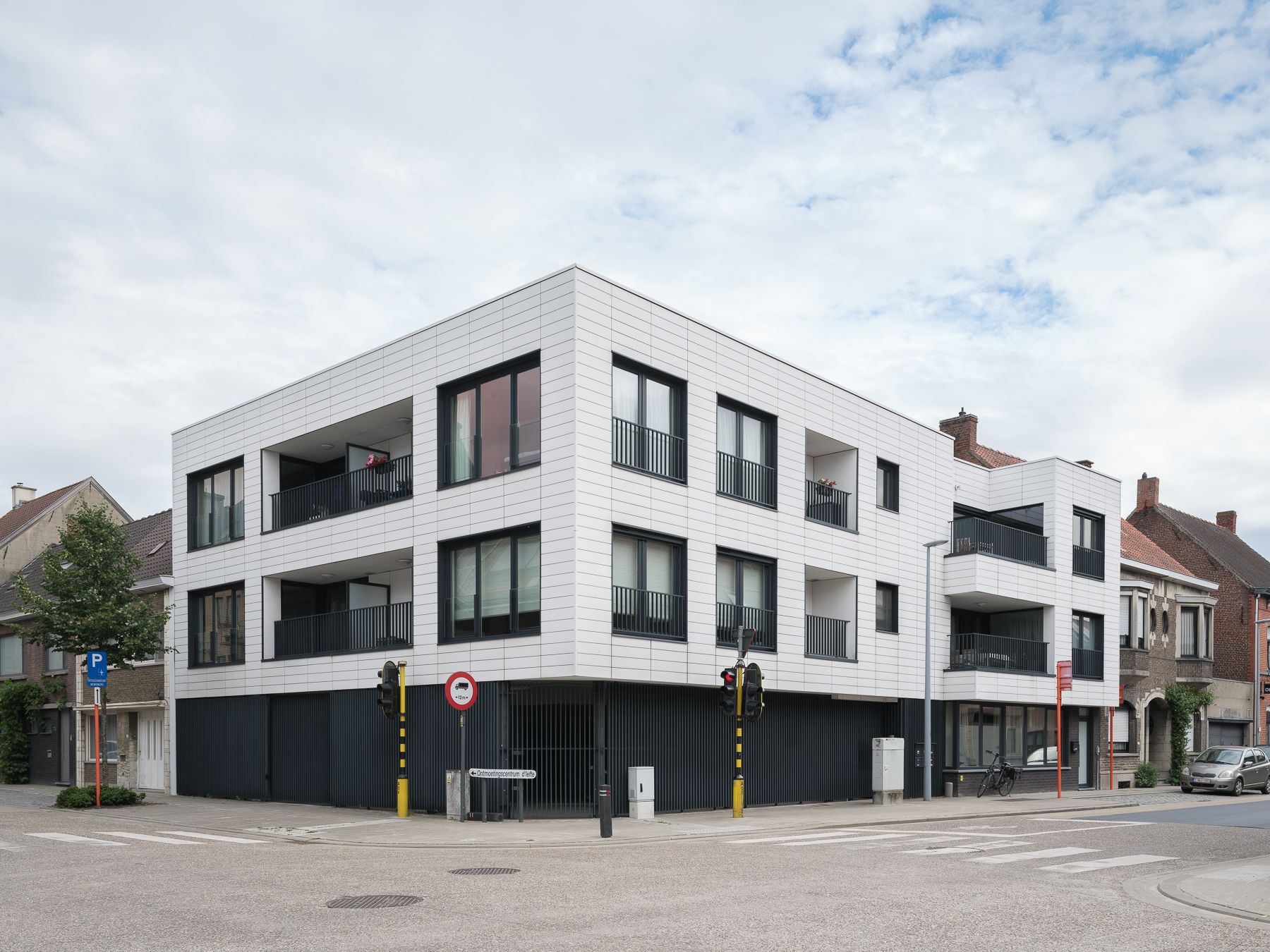 Kwalitatief afgewerkt appartement in kleinschalige residentie foto 2
