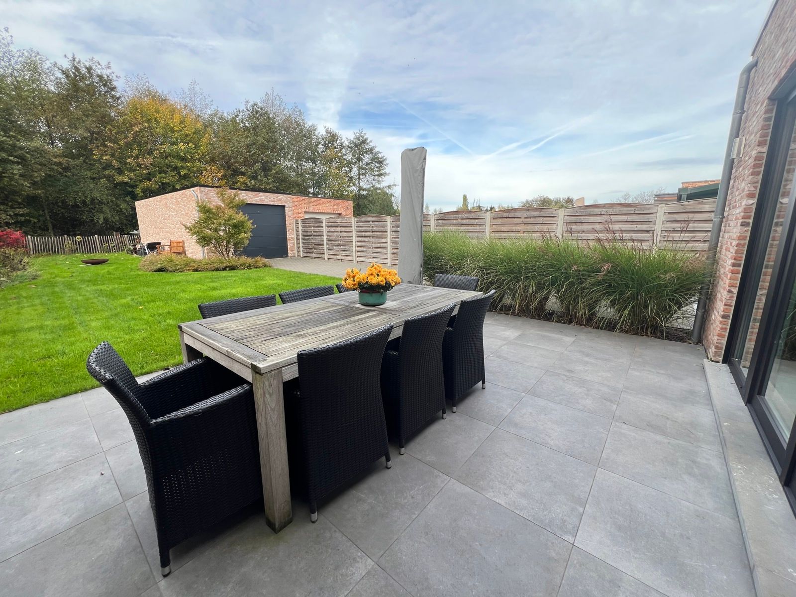 Instapklare HOB met 2slpk + bureau, tuin en garage foto 10