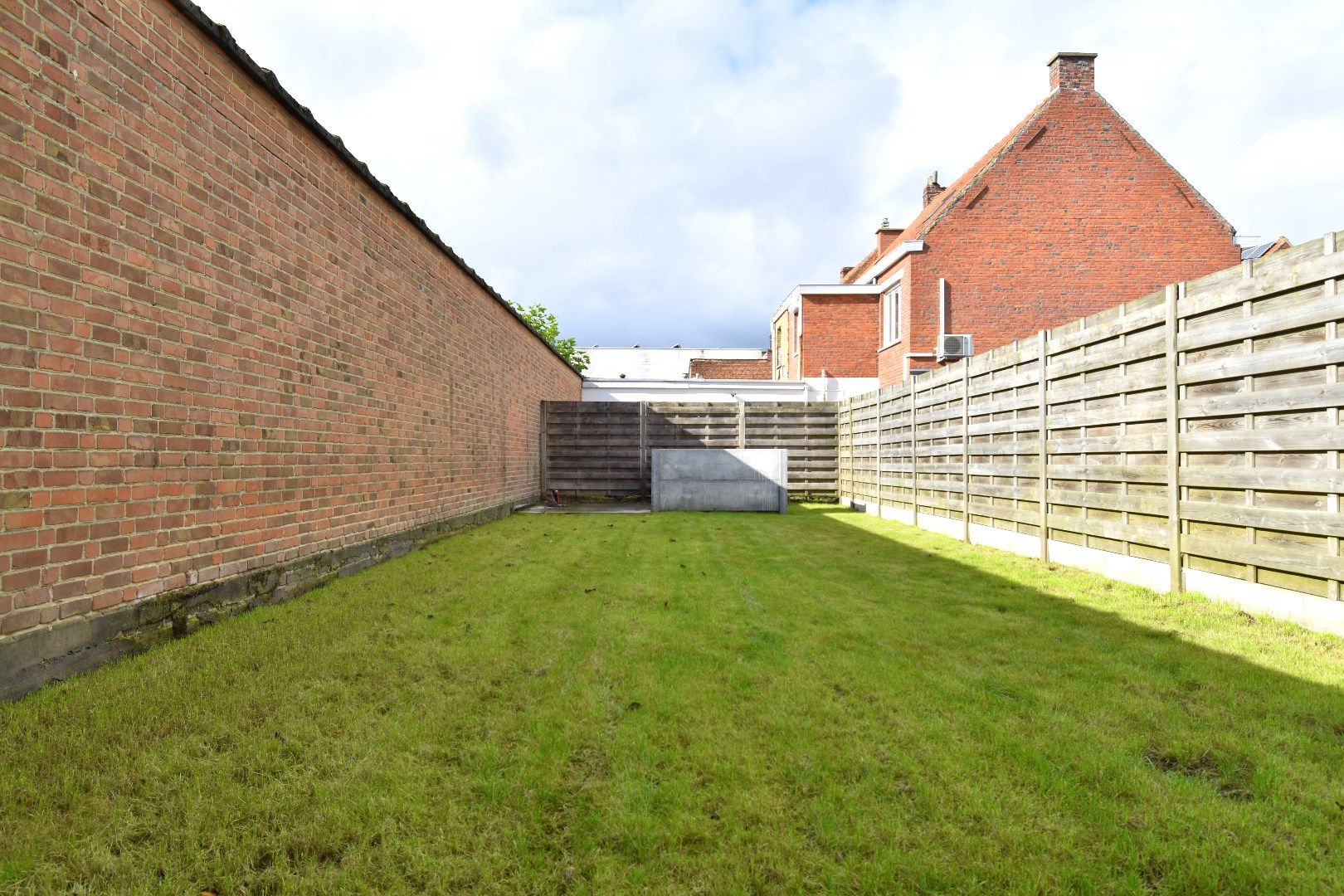 Volledig vernieuwde rijwoning met 3 slaapkamers te Bissegem foto 16