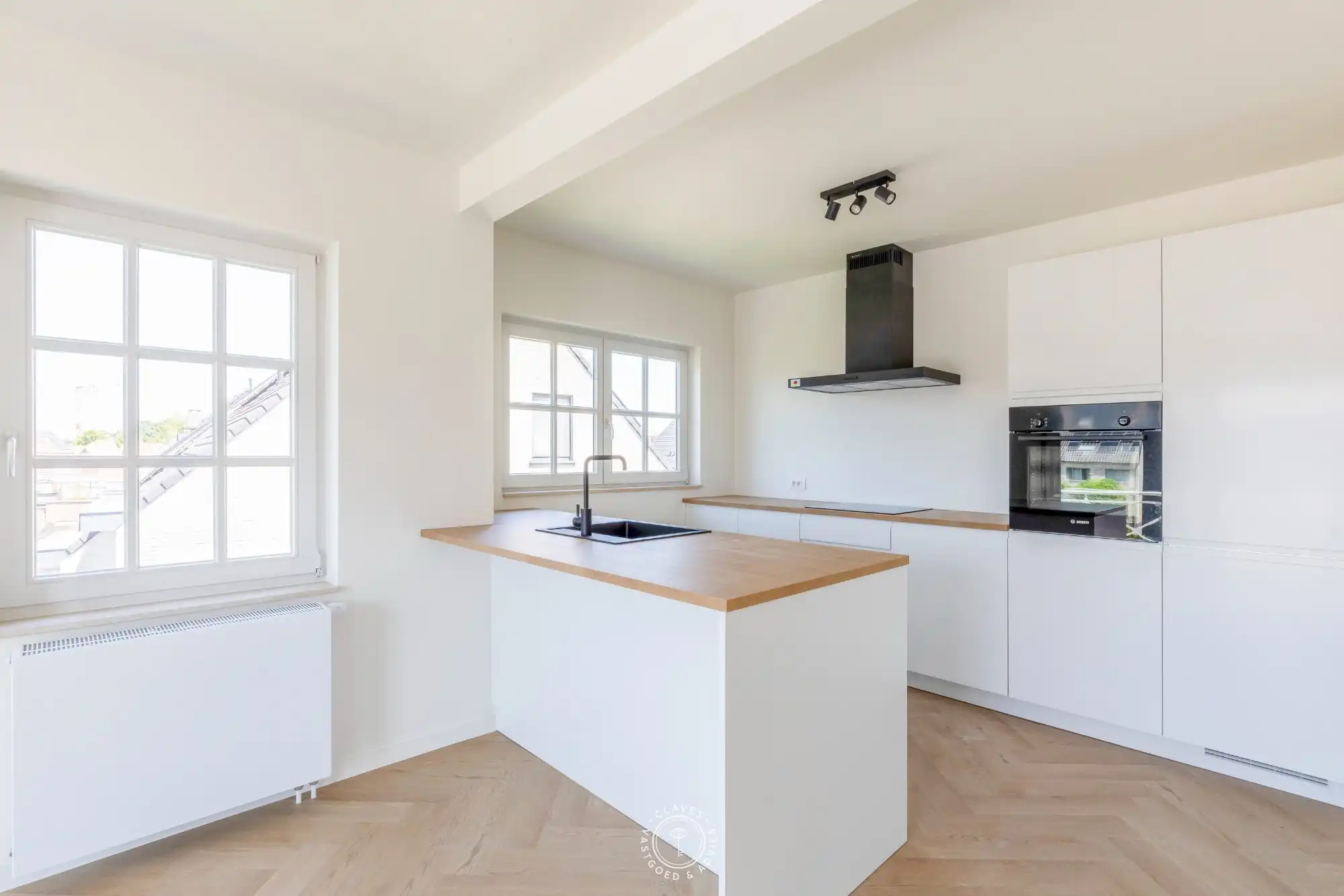 Dromerig dakappartement in vernieuwbouwd appartementsgebouw foto 7