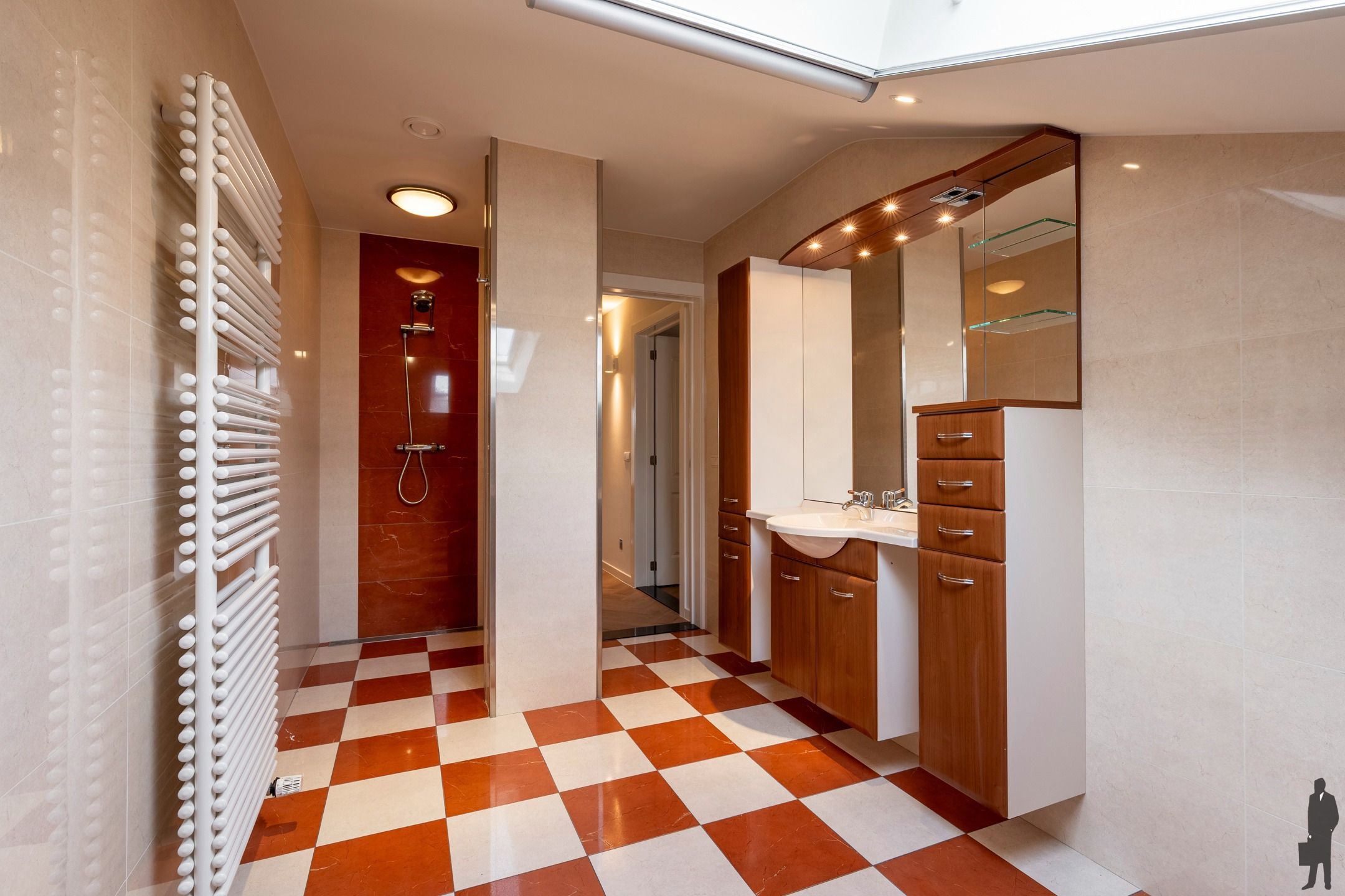 Tijdloze, volledig gerenoveerde villa 'Arendsnest' te Achel foto 25