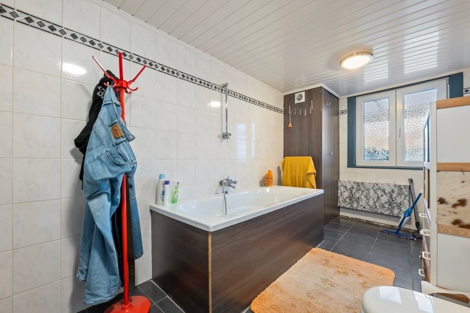 GEZELLIGE GEZINSWONING MET 3 SLKS EN LEUKE TUIN VLABKIJ CENTRUM VAN TIENEN foto 13