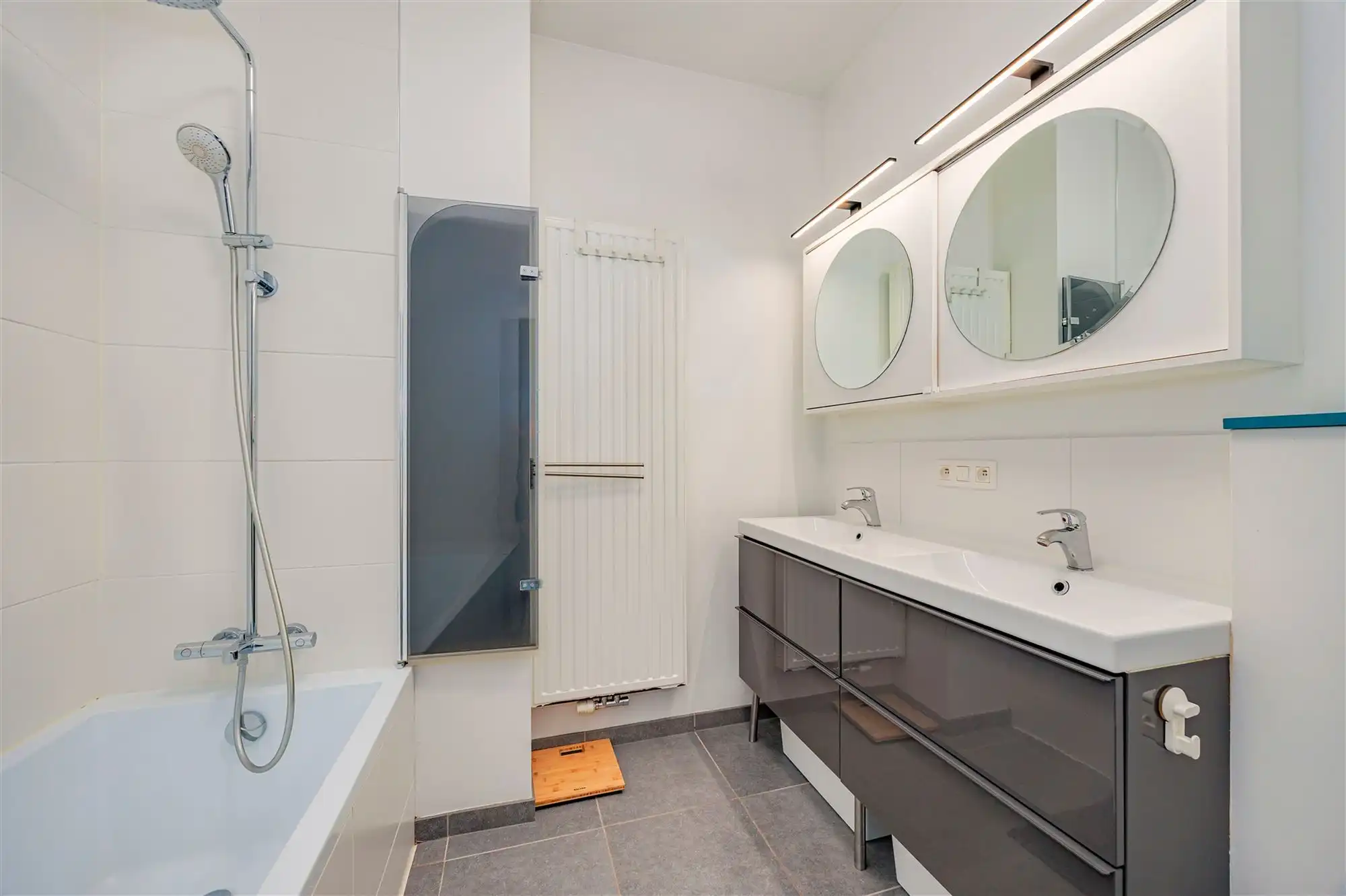 Gezinswoning met 3 slaapkamers in Hemiksem foto 8