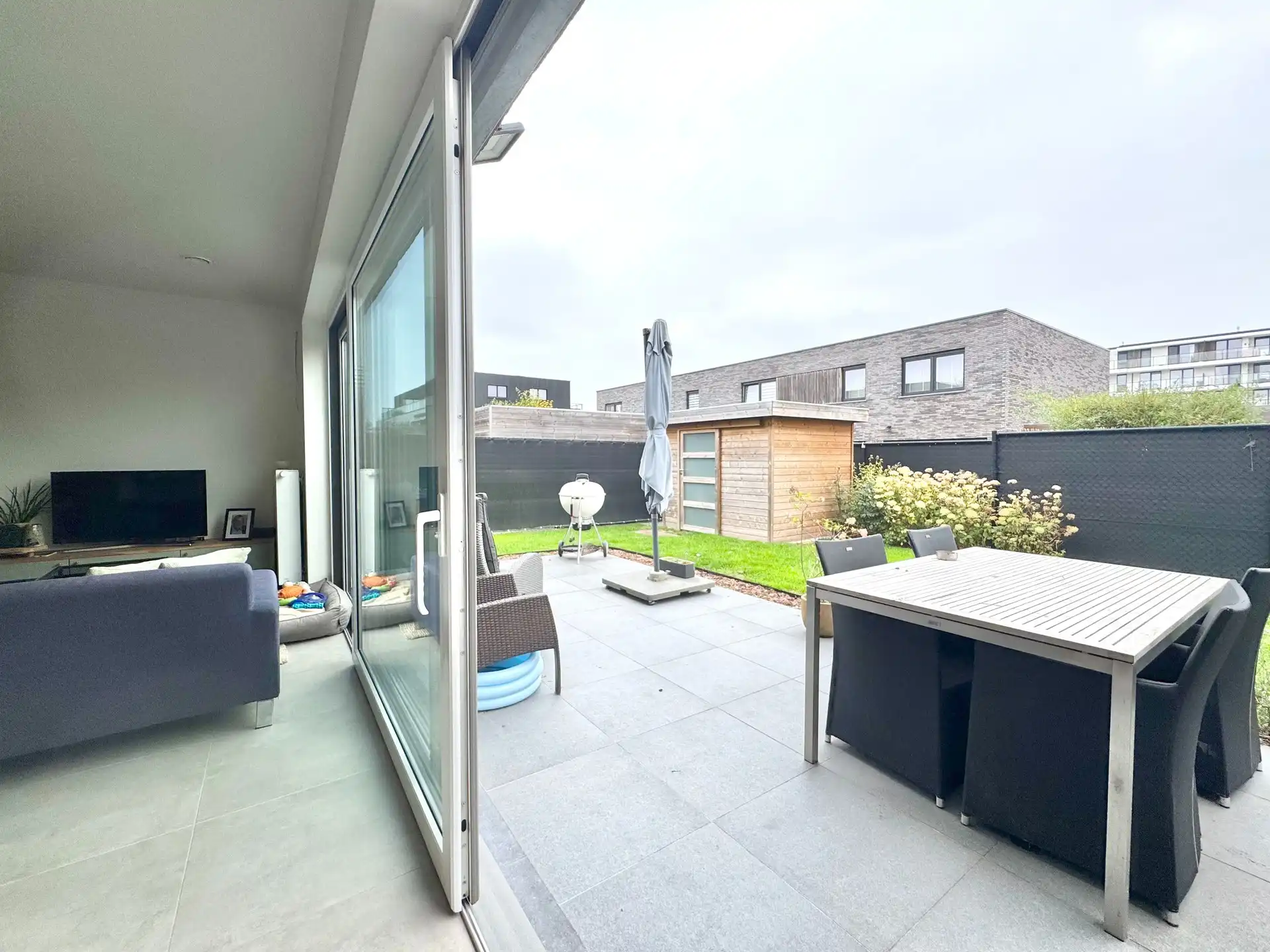 MODERNE HALFOPEN WONING MET 3 KAMERS, TUIN & CARPORT foto 10