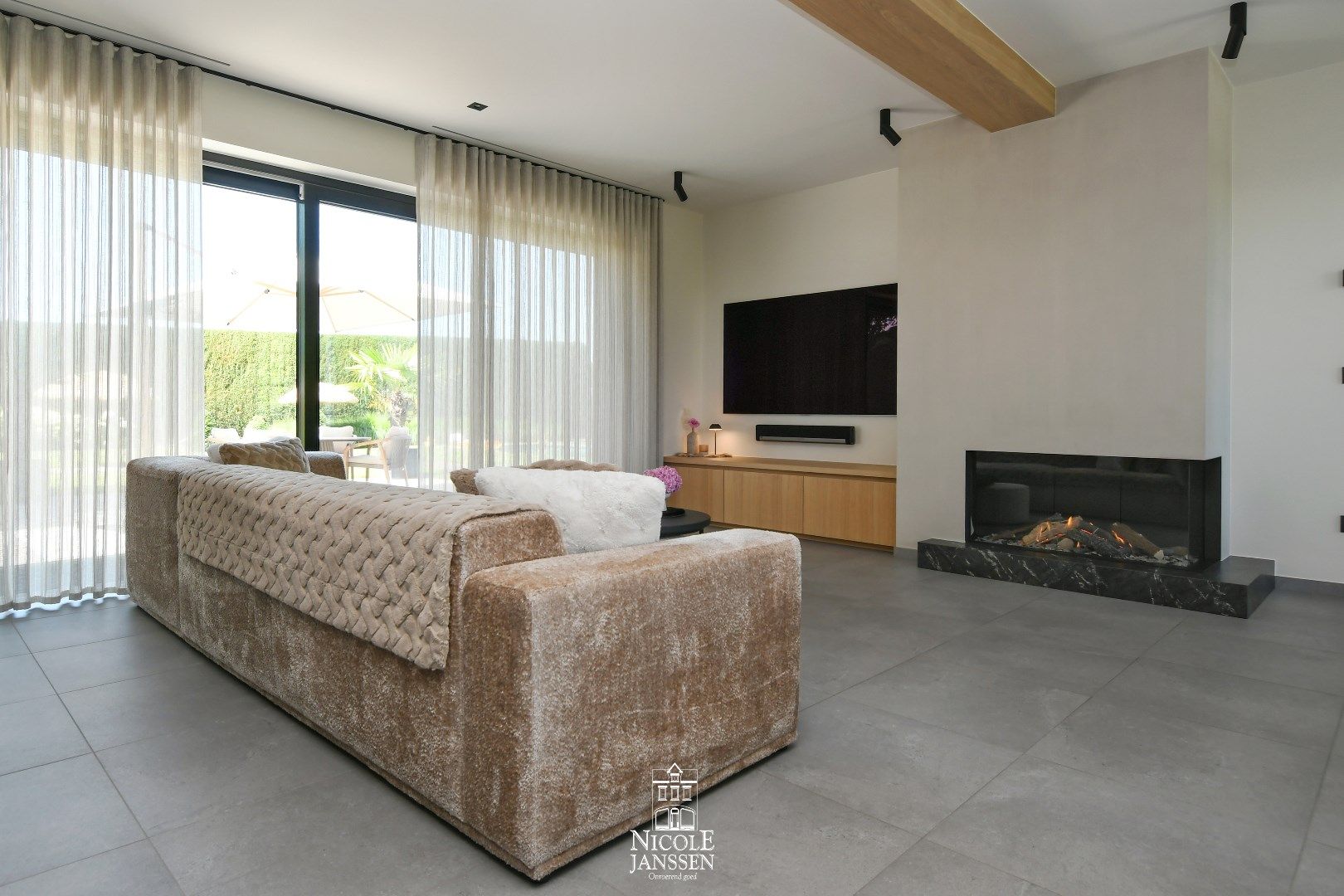 Gerenoveerde hoevewoning foto 6