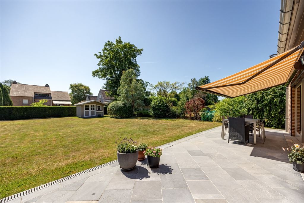 Instapklare gezinswoning met tuin en garage in Zonnebos foto 23