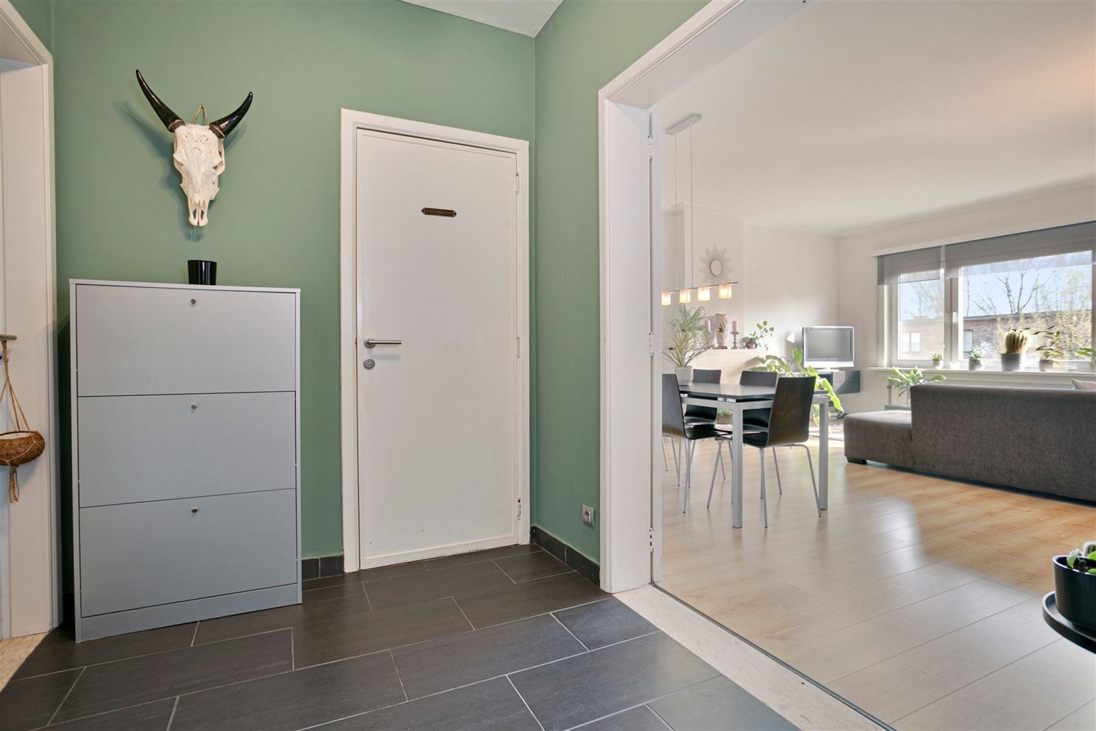 Hoboken:gezellig, gemeubeld 2 slaapkamer appartement  foto 4