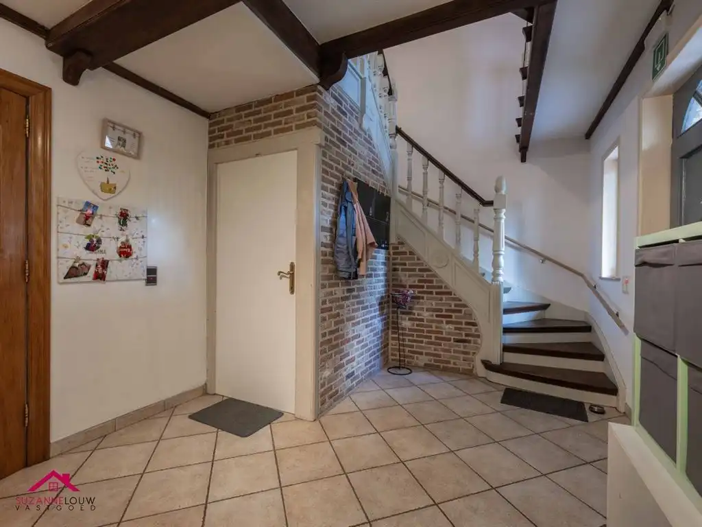 Riante vrijstaande woning met praktijkruimte foto 9