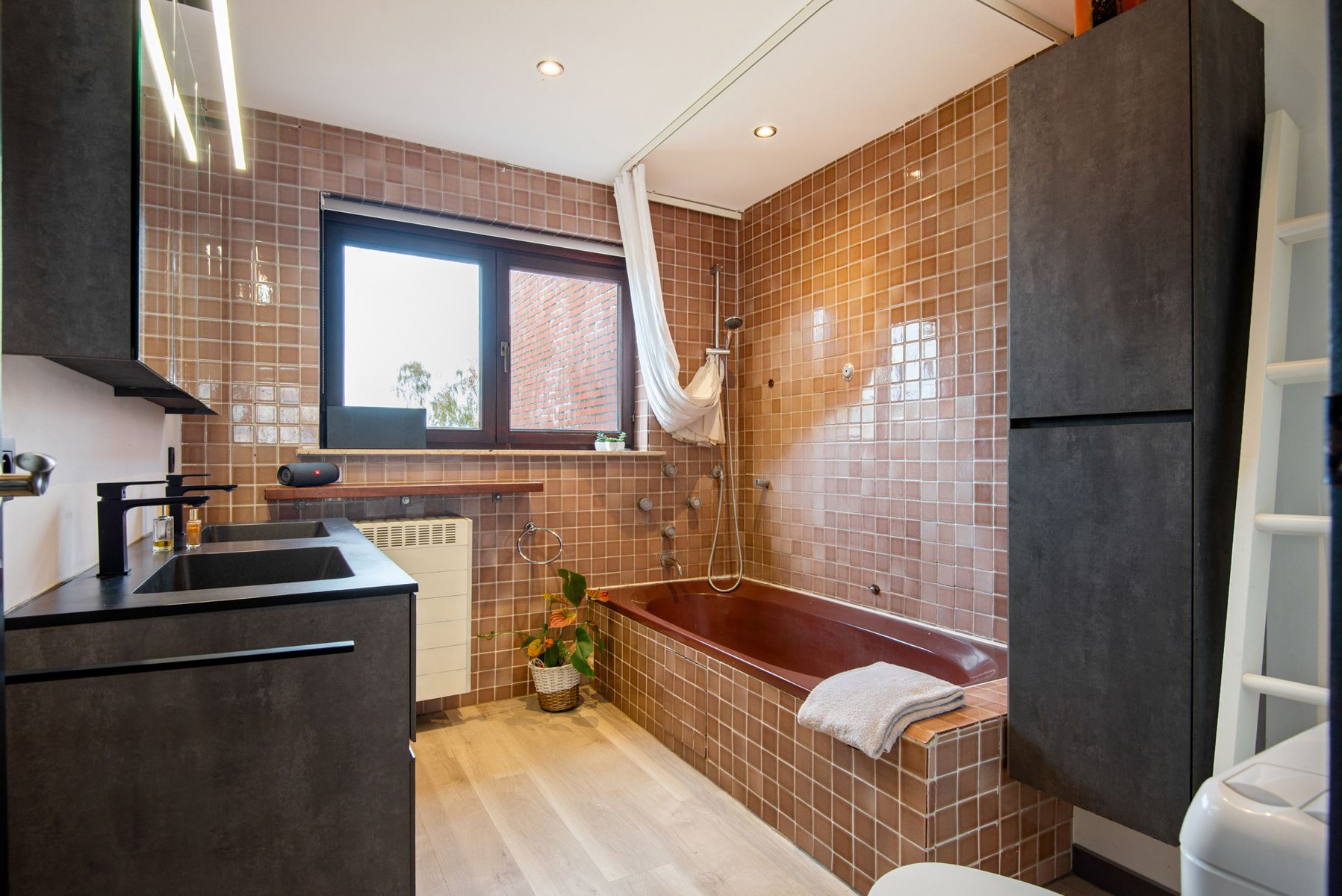 Rustig en centraal gelegen beletage in fiscaal vriendelijk Aartselaar foto 13