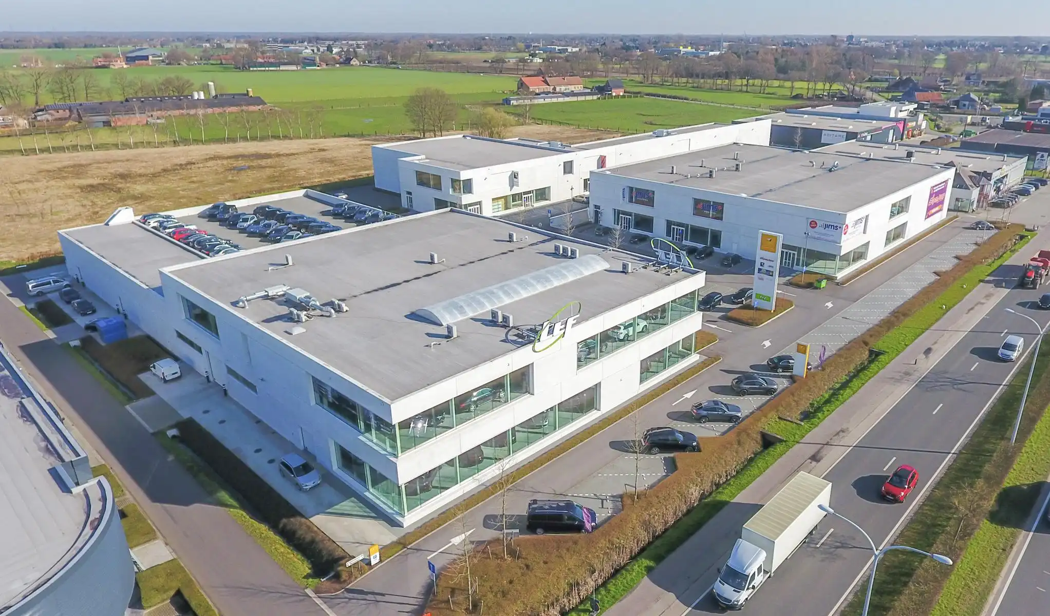 Commerciële ruimte te huur Antwerpseweg 69 - 2440 Geel