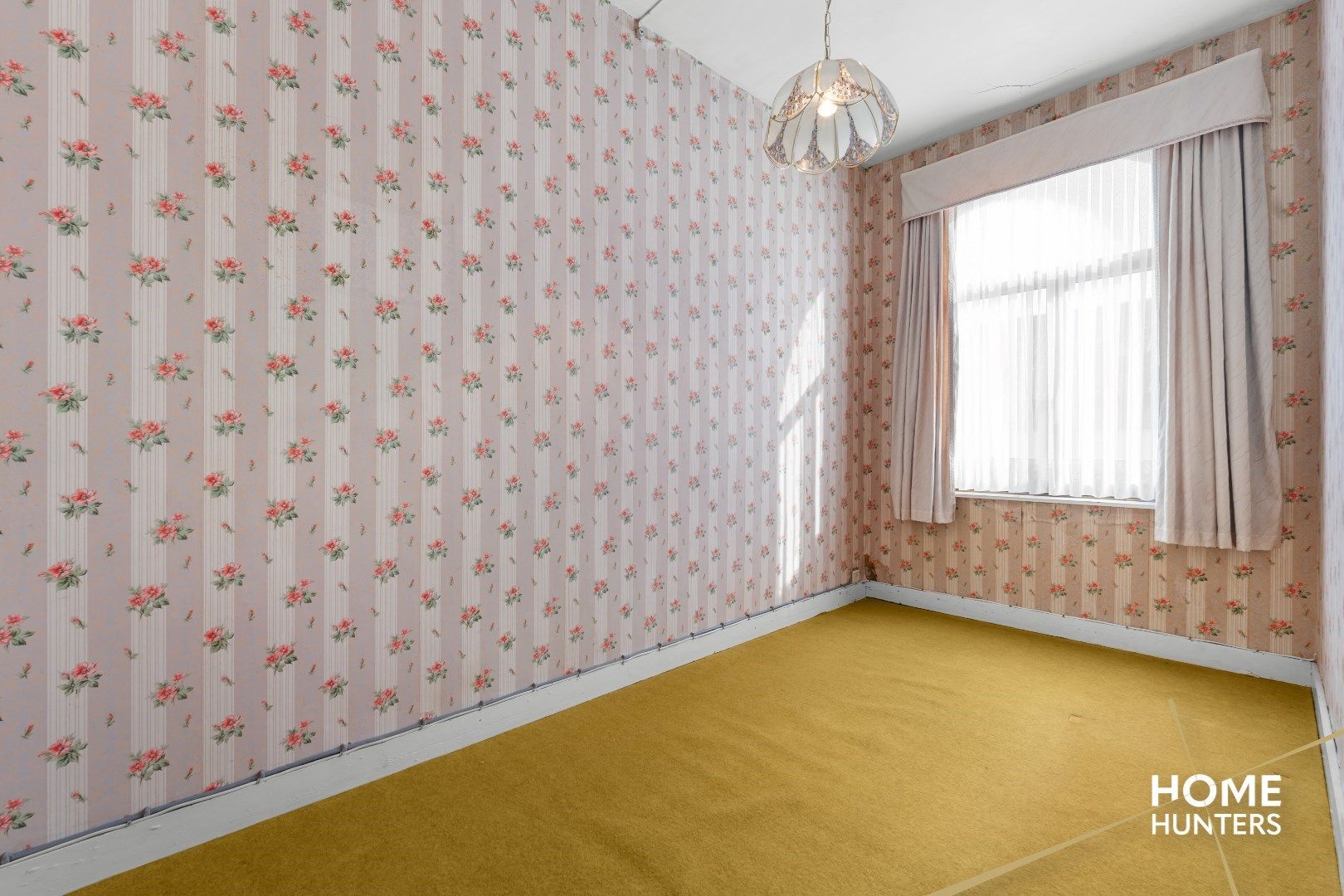 Authentiek herenhuis in Mesen – een renovatieparel met potentieel foto 15