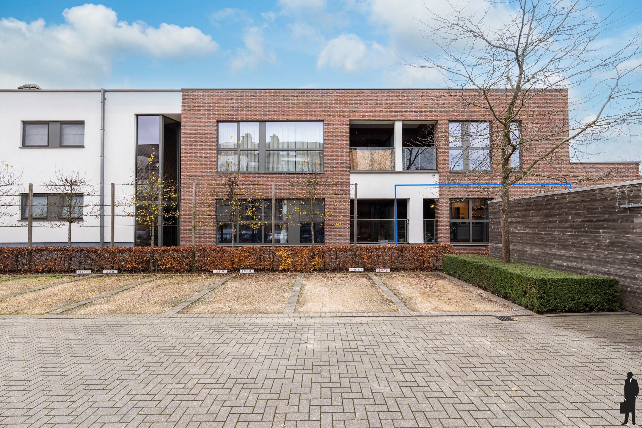 Stijlvol appartement met 2 slaapkamers in hartje Hoogstraten foto {{pictureIndex}}