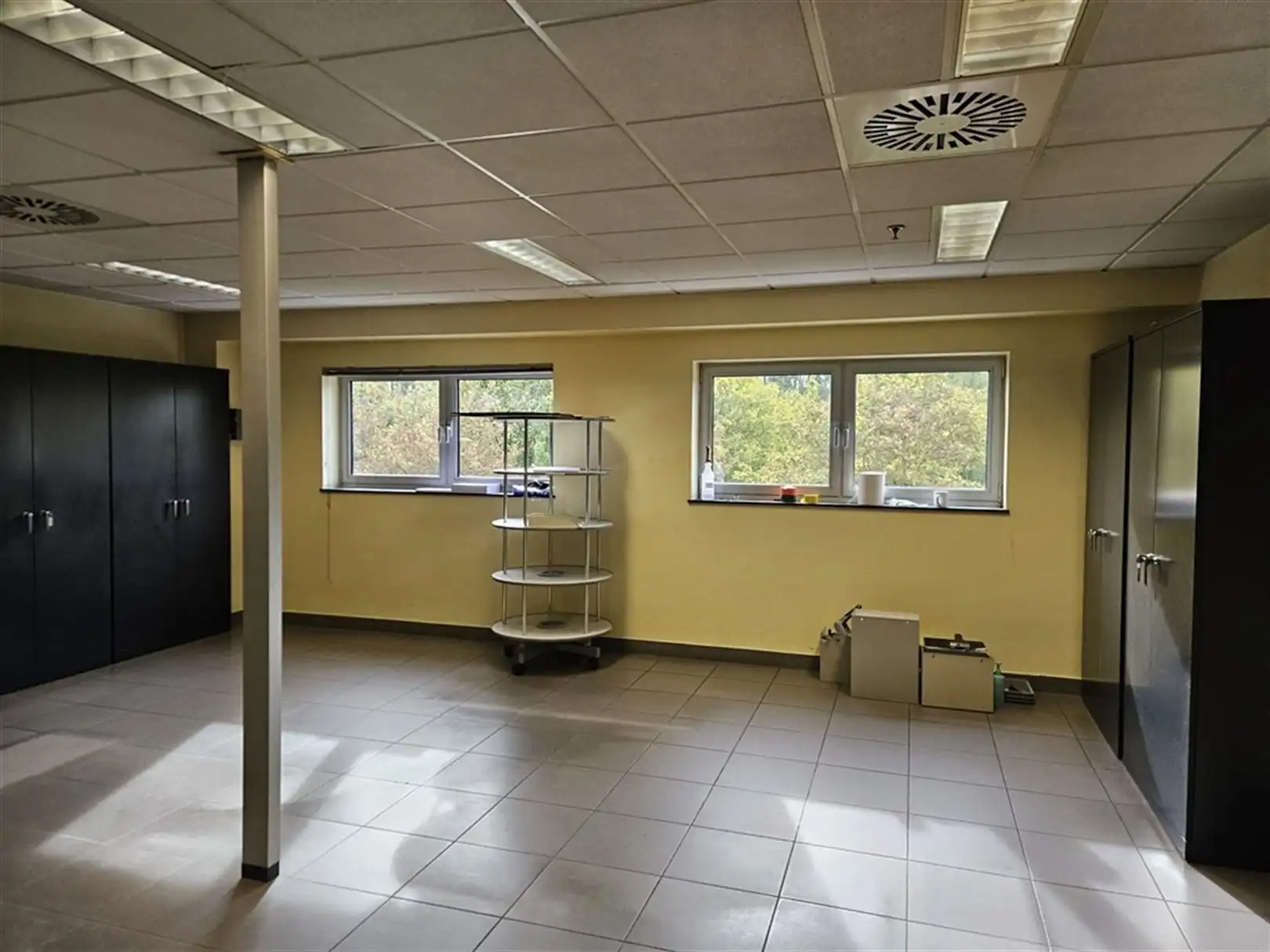 Fabrieksgebouw te Komen foto 32