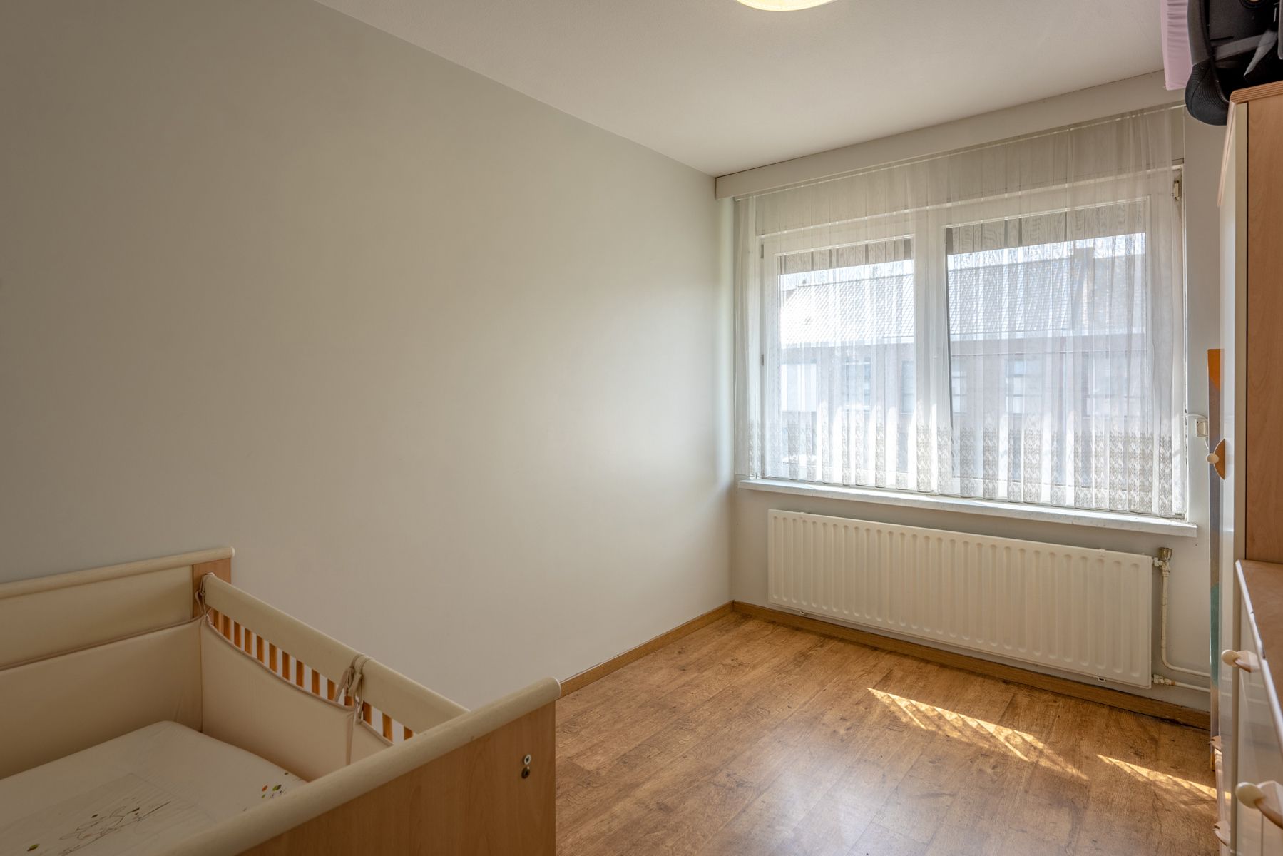 Instapklare woning met 5 slpk, 2 bdk en tuin op een rustige ligging! foto 14