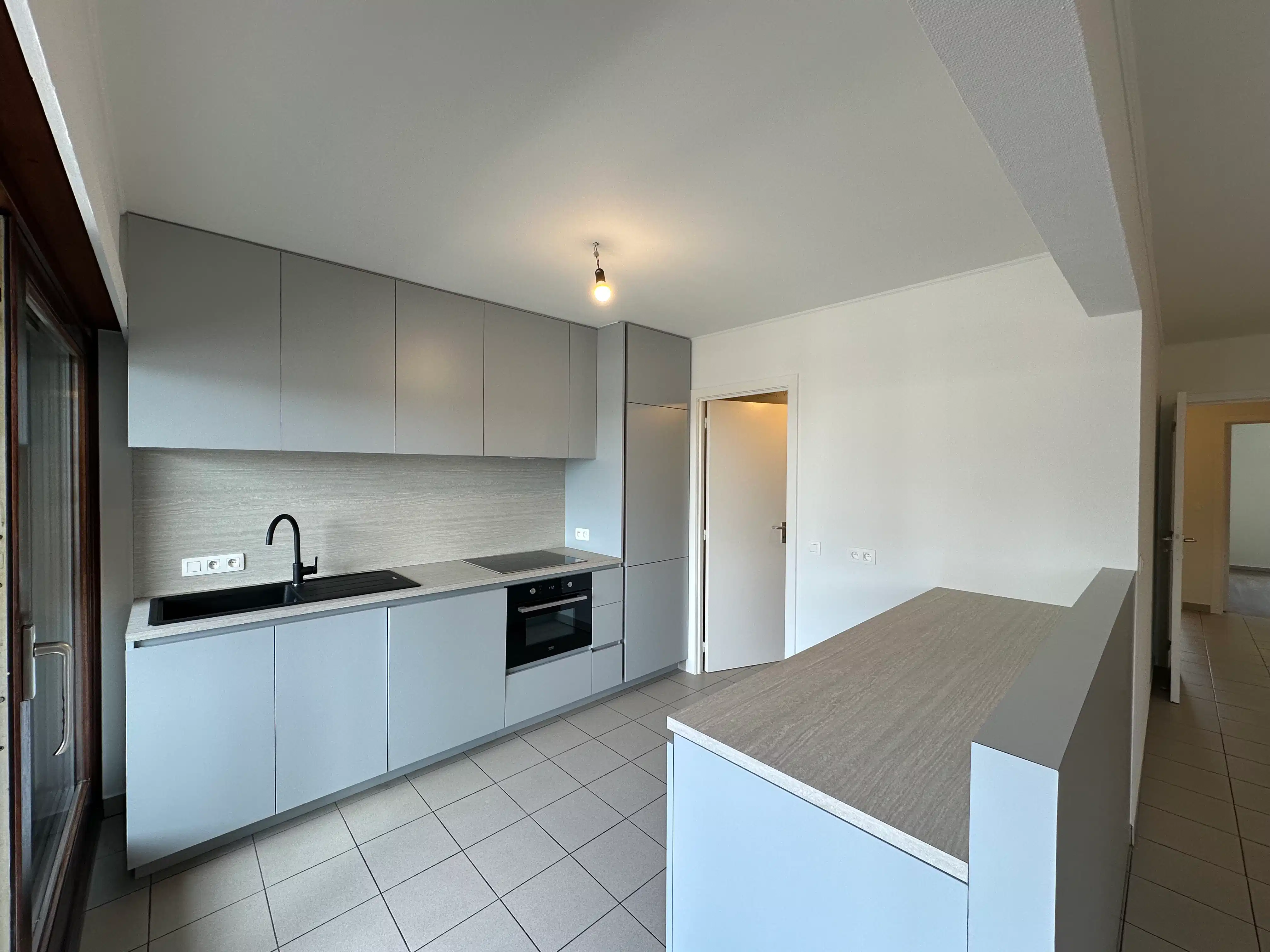 Ruim appartement met 2 slaapkamers in het centrum van Aalter foto 5