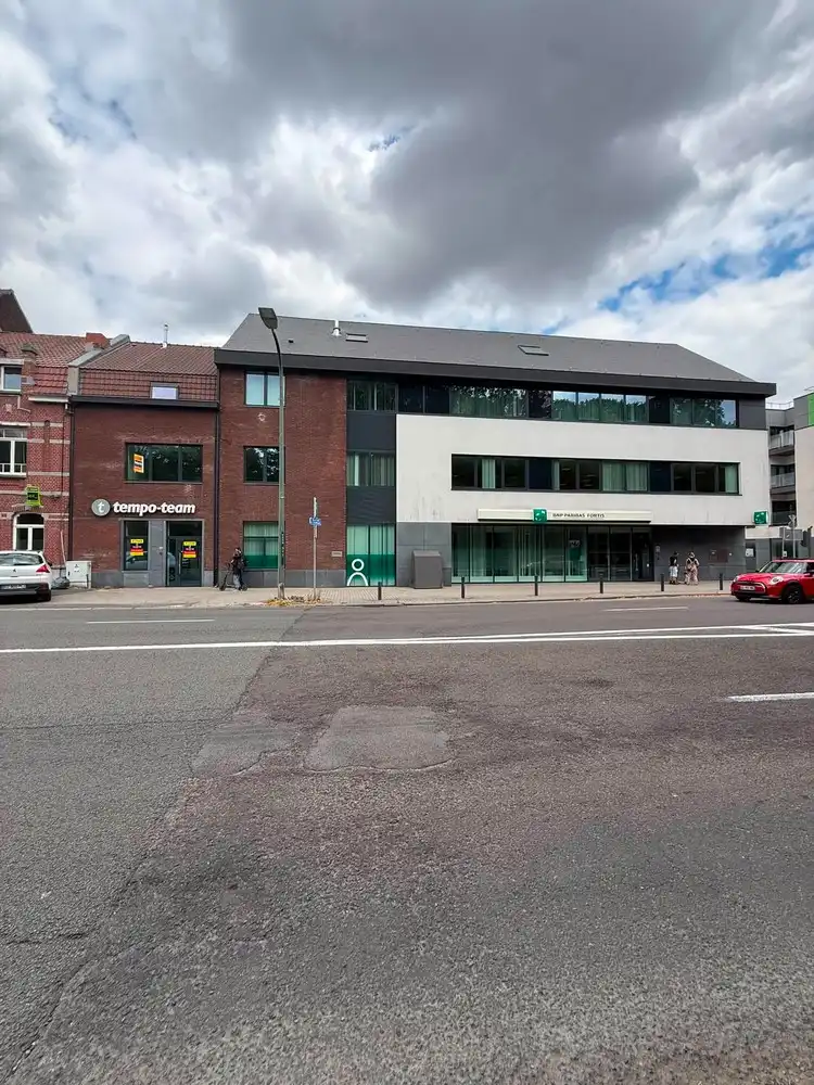Instapklaar kantoorgebouw in de ontwikkeling Jardins de la Pasture NAAST BNP PARIBAS FORTIS foto 2