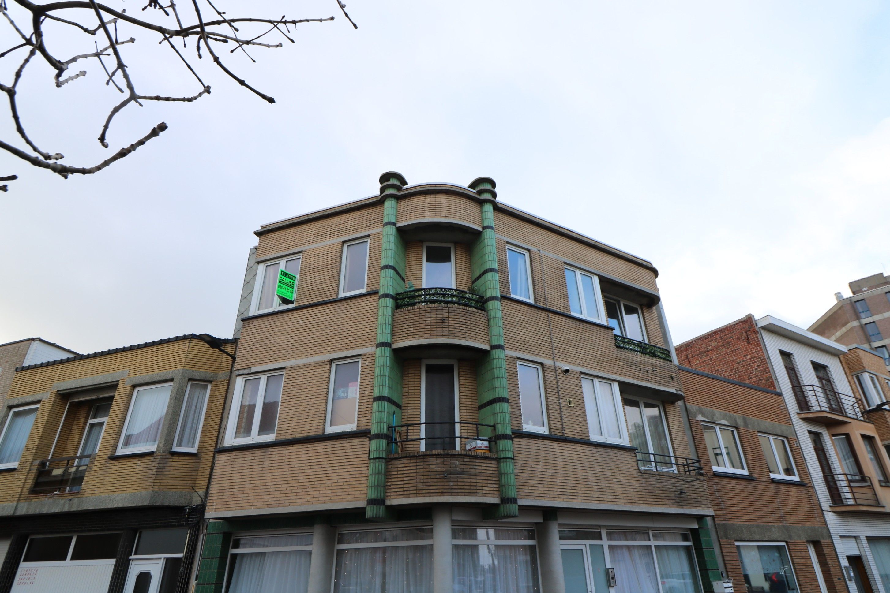 Gerenoveerd 2-slaapkamerappartement foto 9