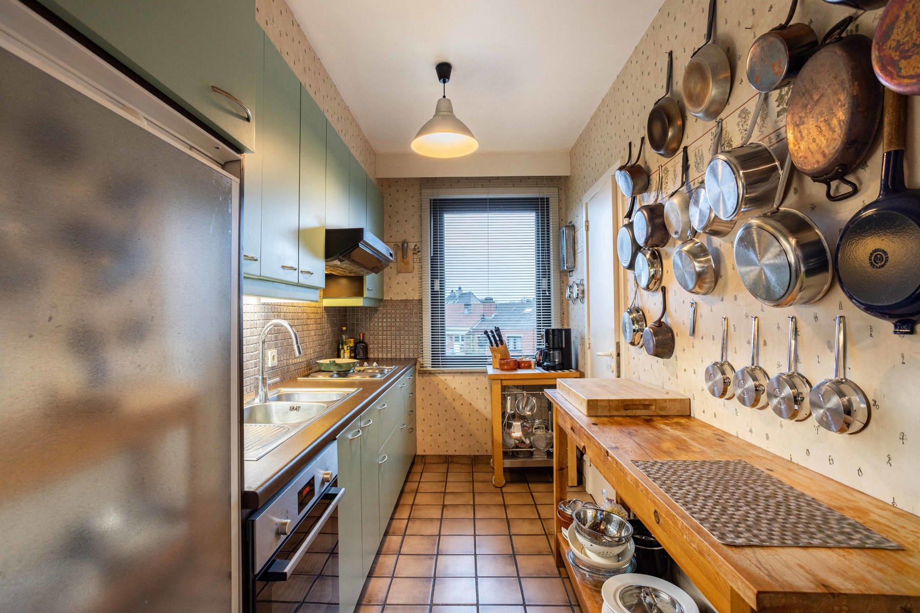 Ruim en lichtrijk duplexappartement met garagebox foto 4