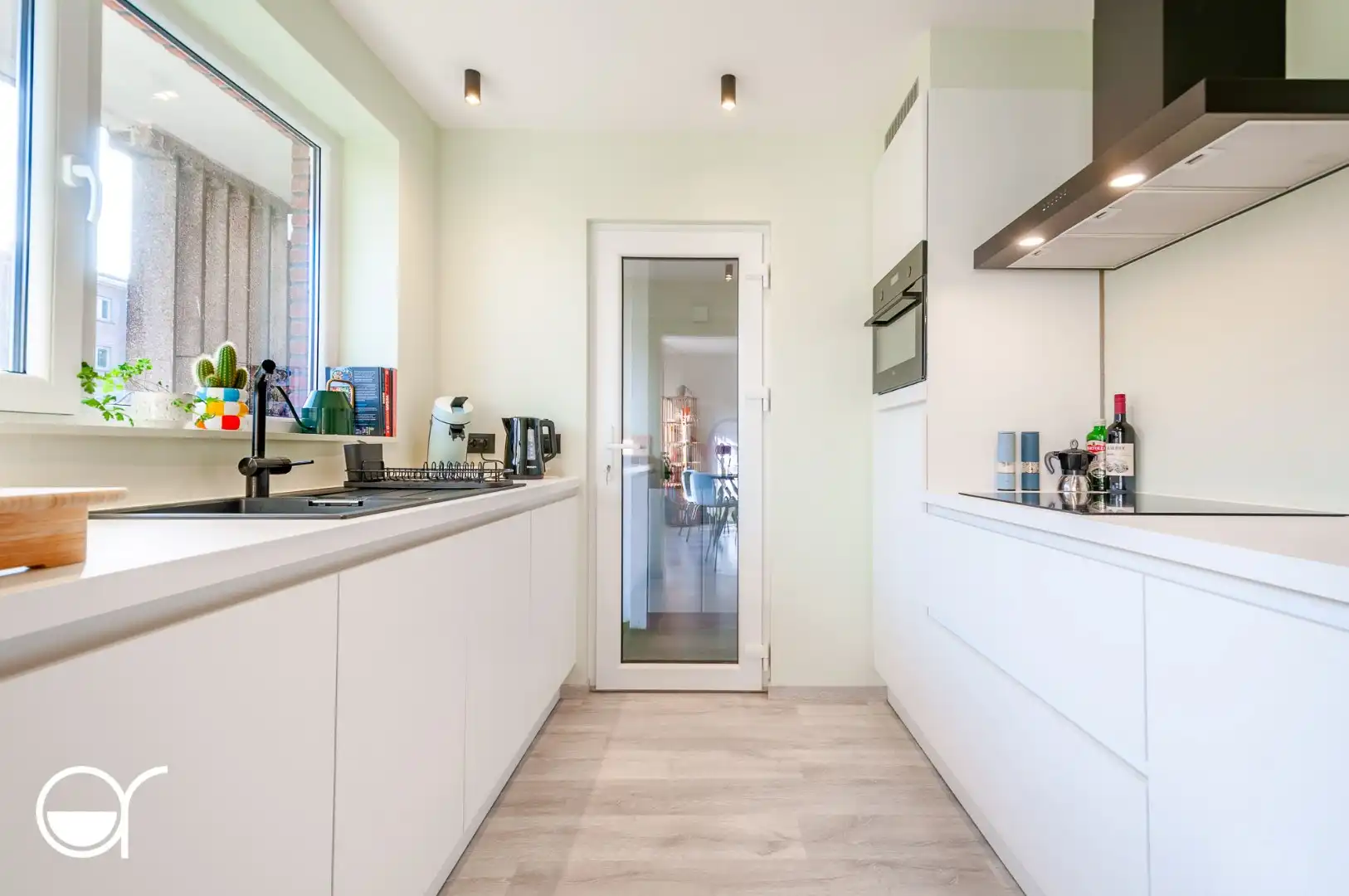 2 slaapkamer appartement met 2 terrassen in een rustige buurt. foto 10