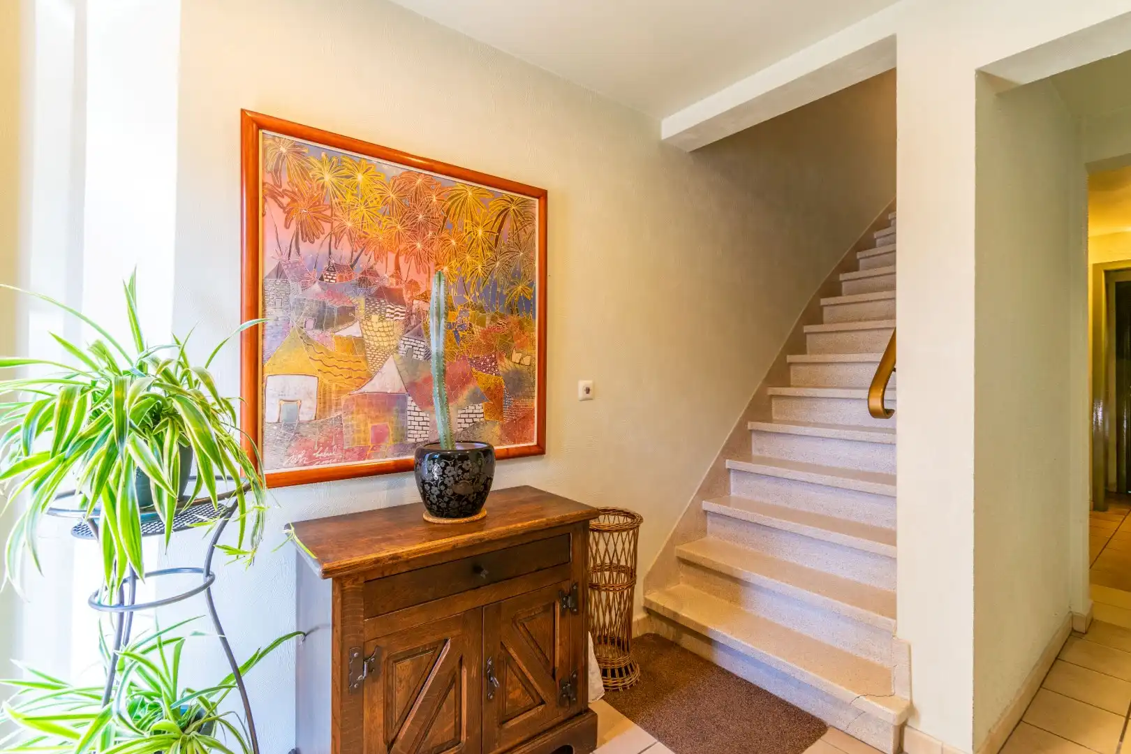 RUIME, INSTAPKLARE DRIEGEVEL BEL-ETAGE WONING ! foto 4
