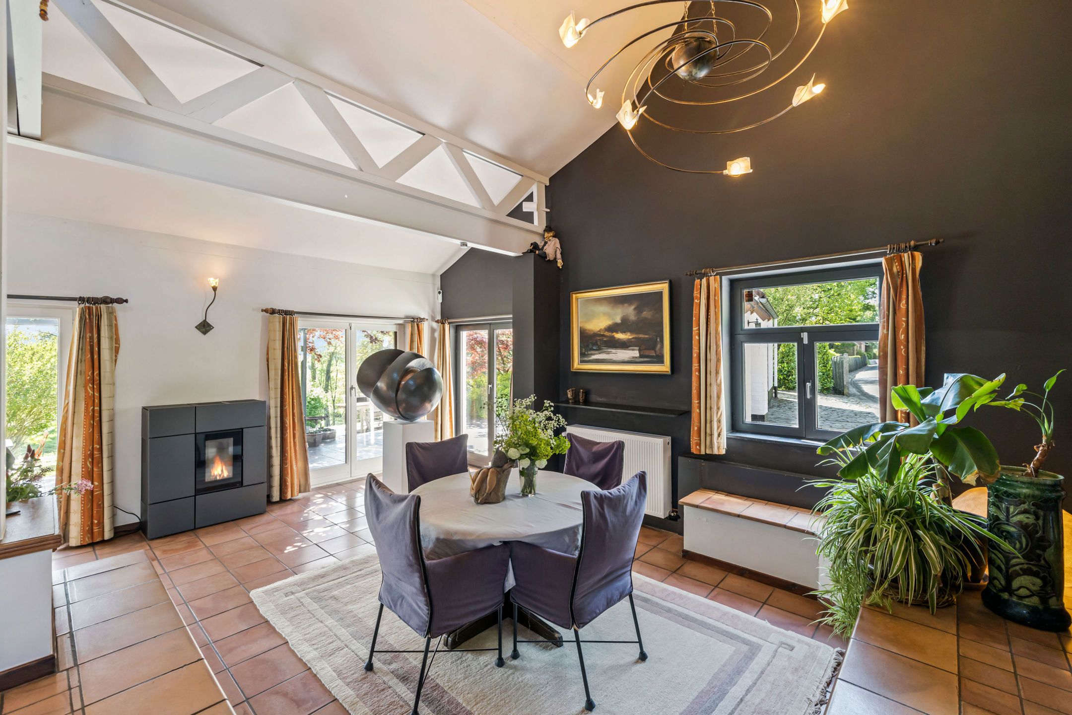 Met smaak gerenoveerde landelijke woning op +/- 63a foto 12