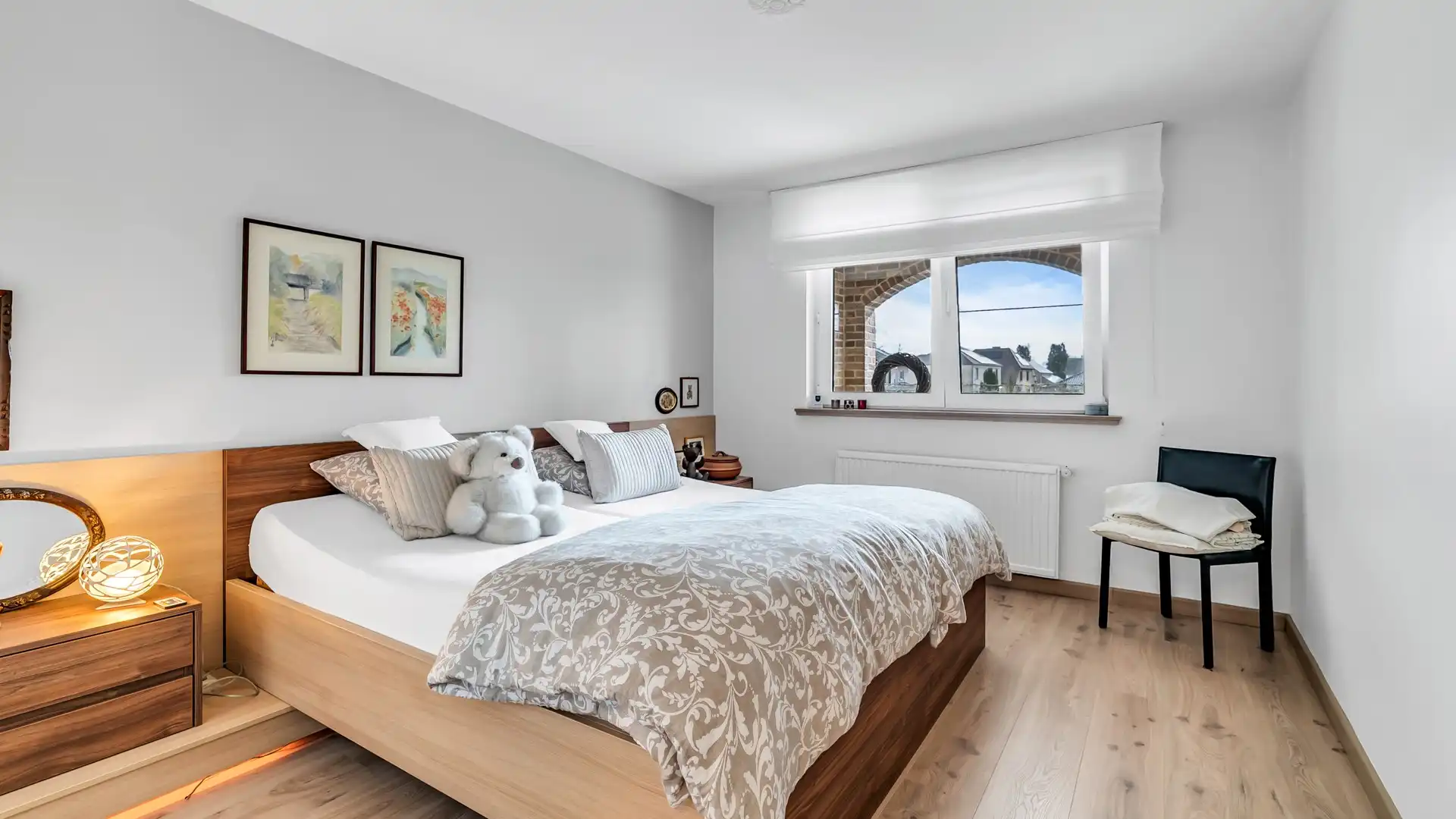 Gerenoveerd en lichtrijk appartement met 2 slkprs in As foto 18