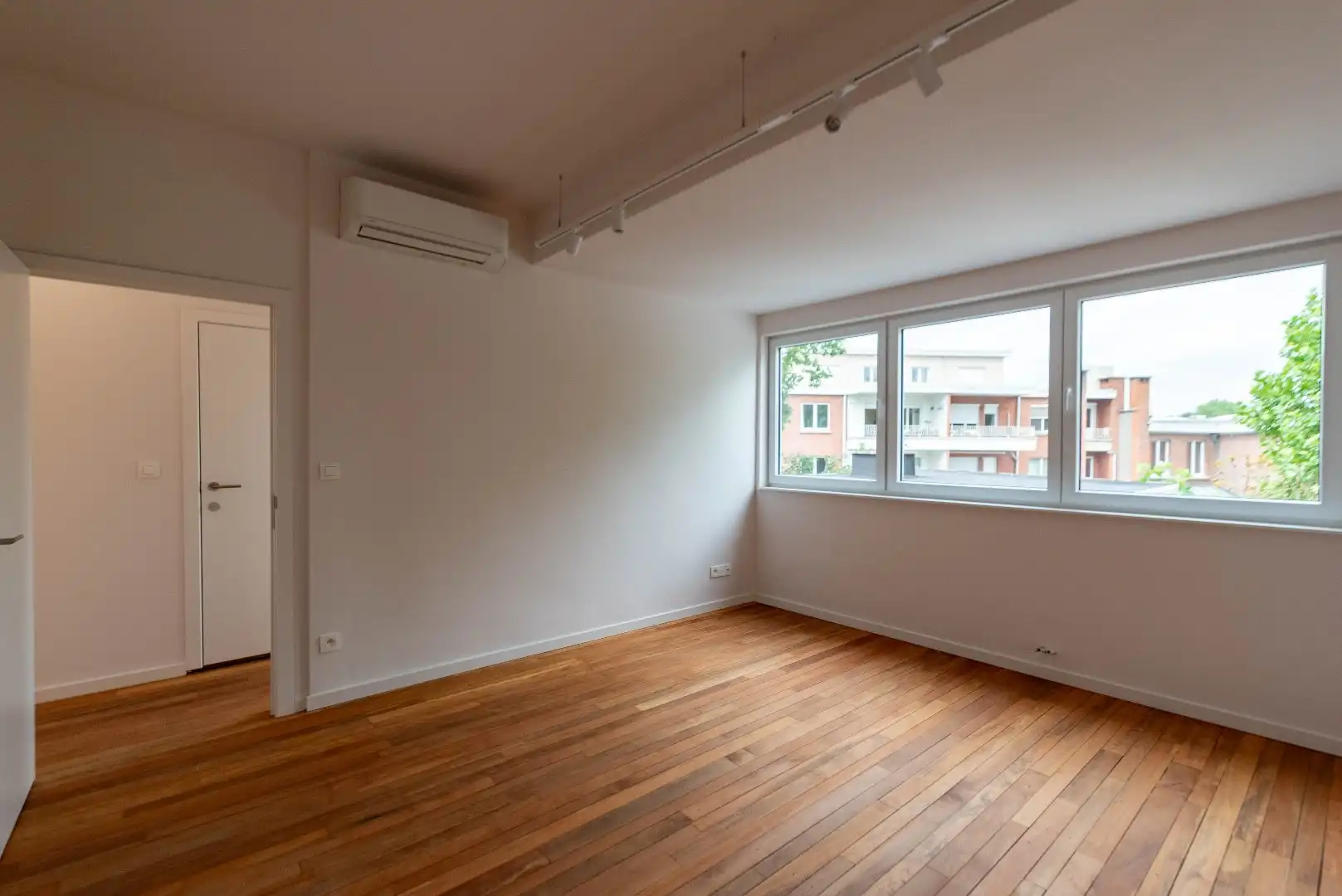 Gerenoveerde Kantoorunits in Statig Herenhuis  foto 5