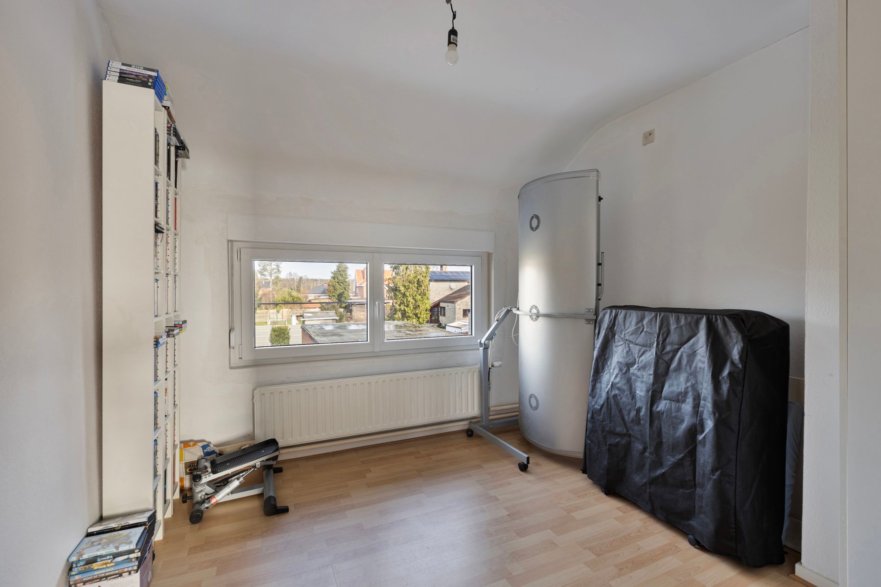Ruim en stijlvol familiehuis, 4 Slaapkamers, grote tuin.  foto 27