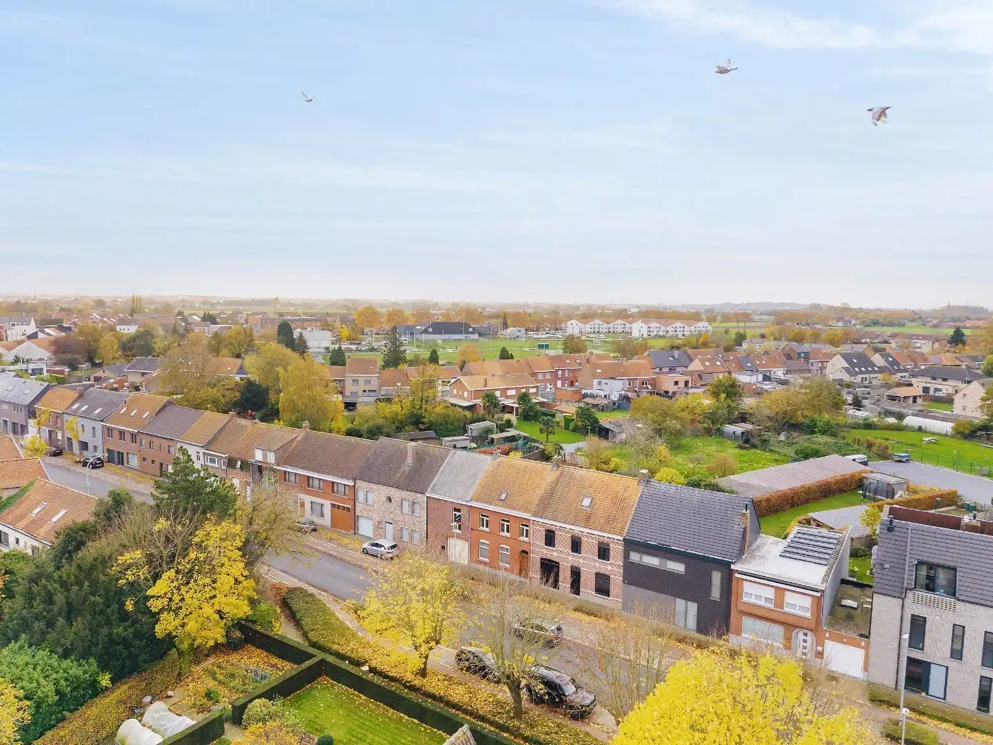 Verrassend ruime, instapklare woning met garage en zuidgerichte tuin in Geluwe foto 16