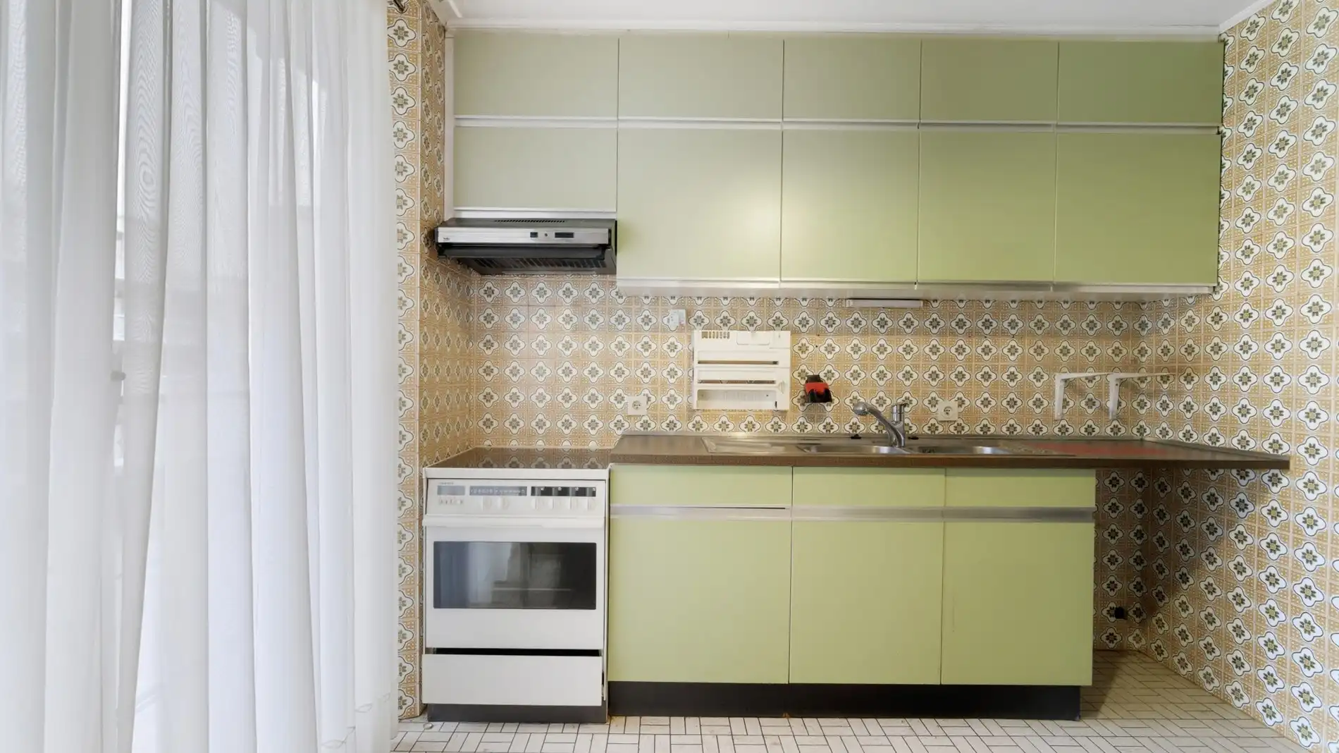 TE KOOP: APPARTEMENT 3 SLPK EN DUBBELE GARAGe foto 5