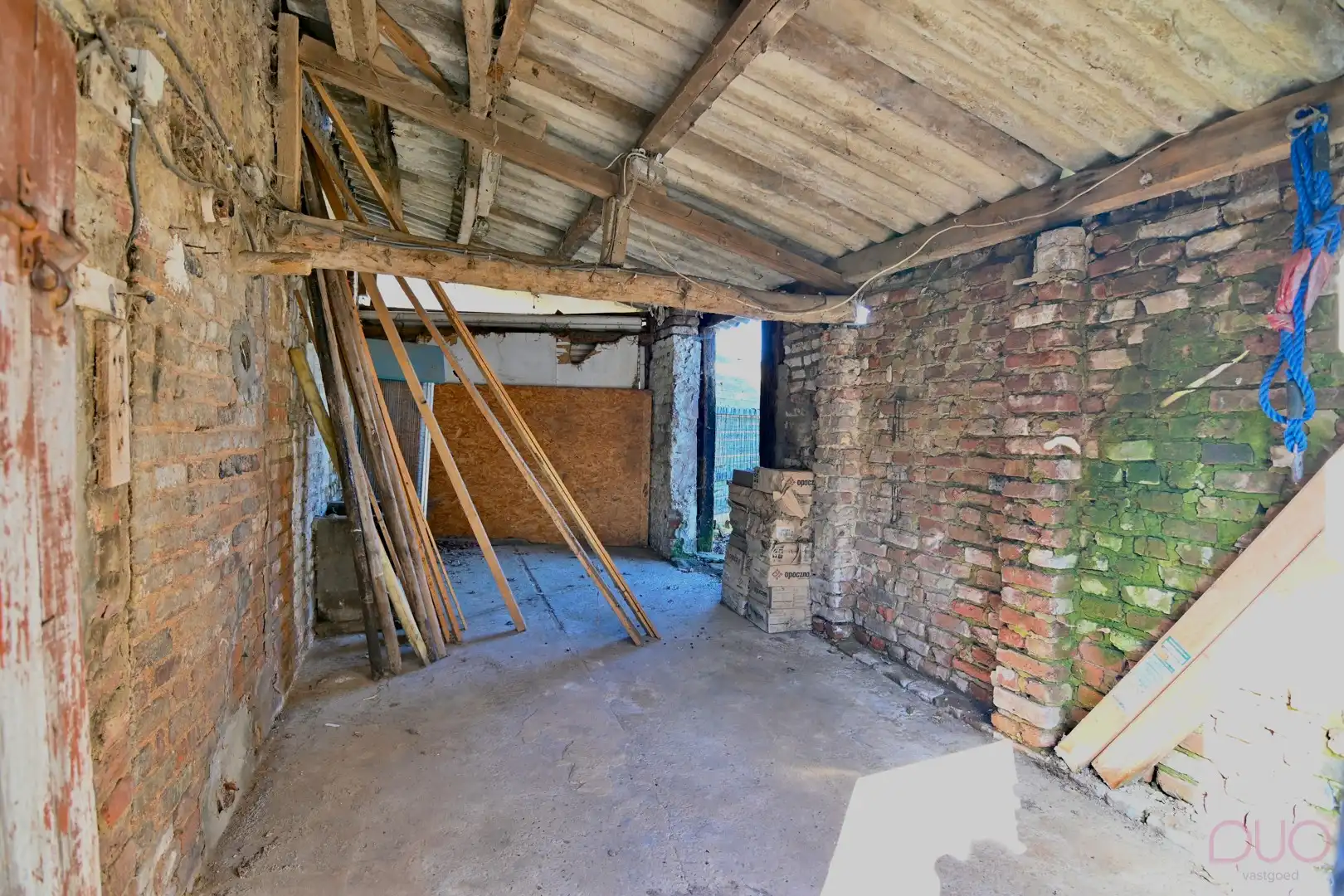 Ontdek deze landelijk gelegen woning met renovatiemogelijkheden in Waasmont foto 15