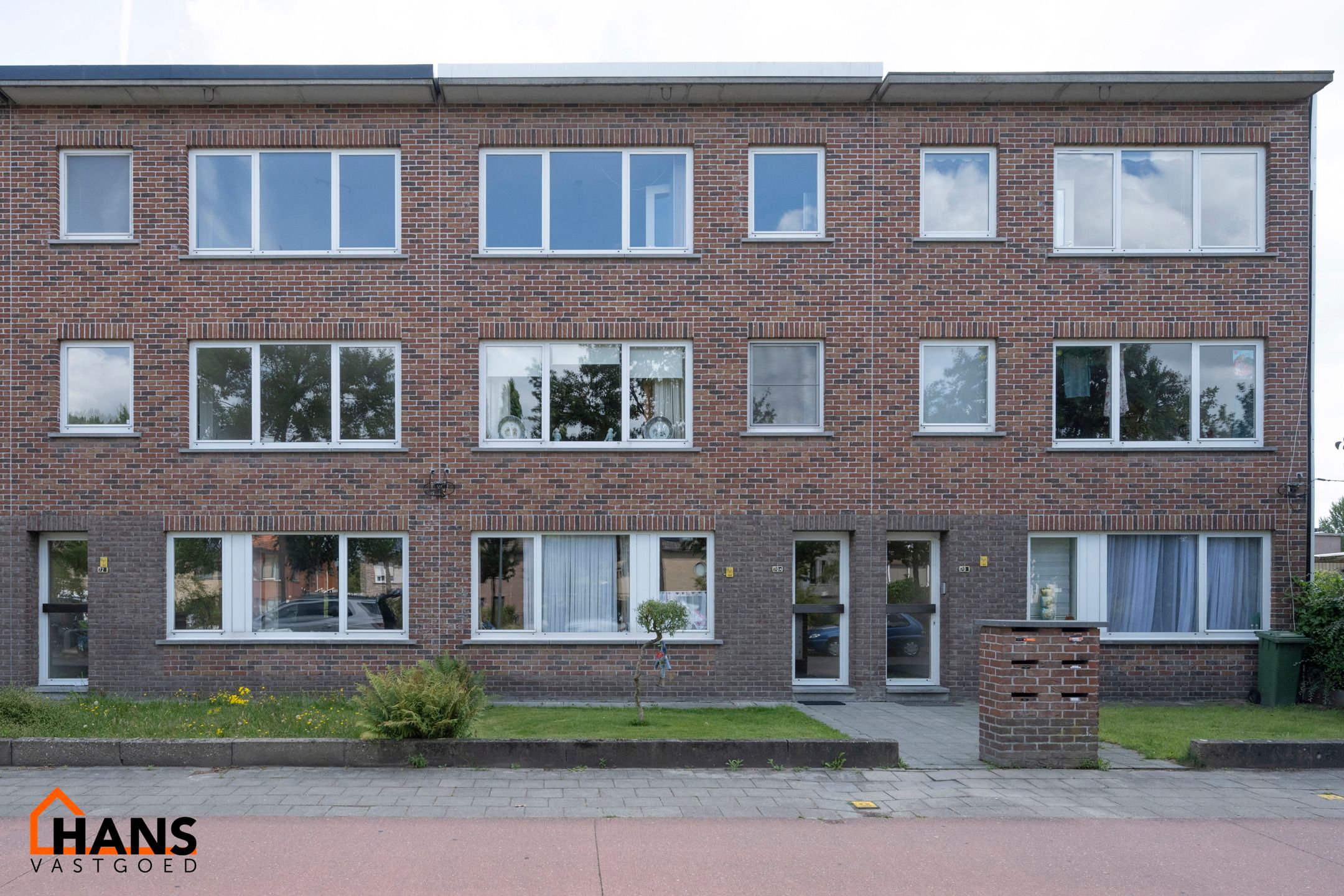 Appartement met optie garagebox. foto {{pictureIndex}}