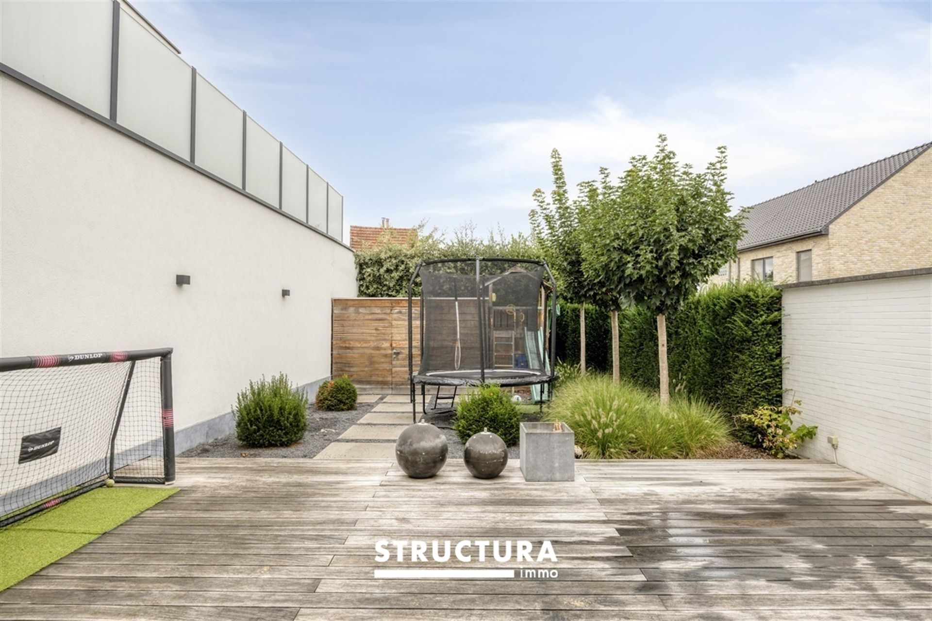VERKOCHT BINNEN DE WEEK !!!!!    3-slaapkamerwoning in hartje Liedekerk foto 27