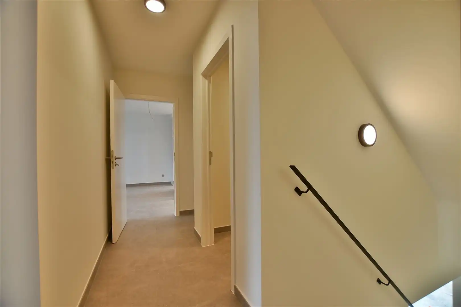 Prachtig nieuwbouw appartement foto 12