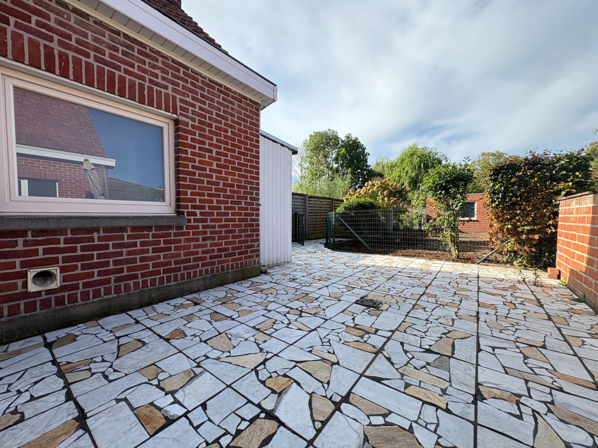 Ruime, rustig gelegen woning met 3 slaapkamers in Anzegem foto 12