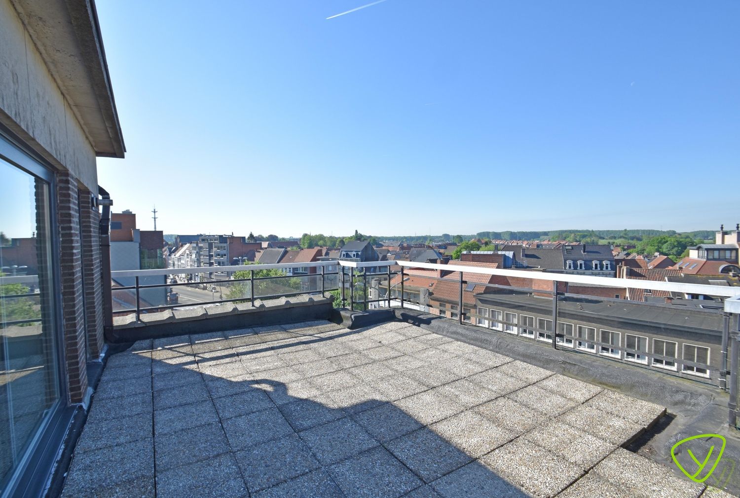 Gezellig appartement met twee terrassen foto 7