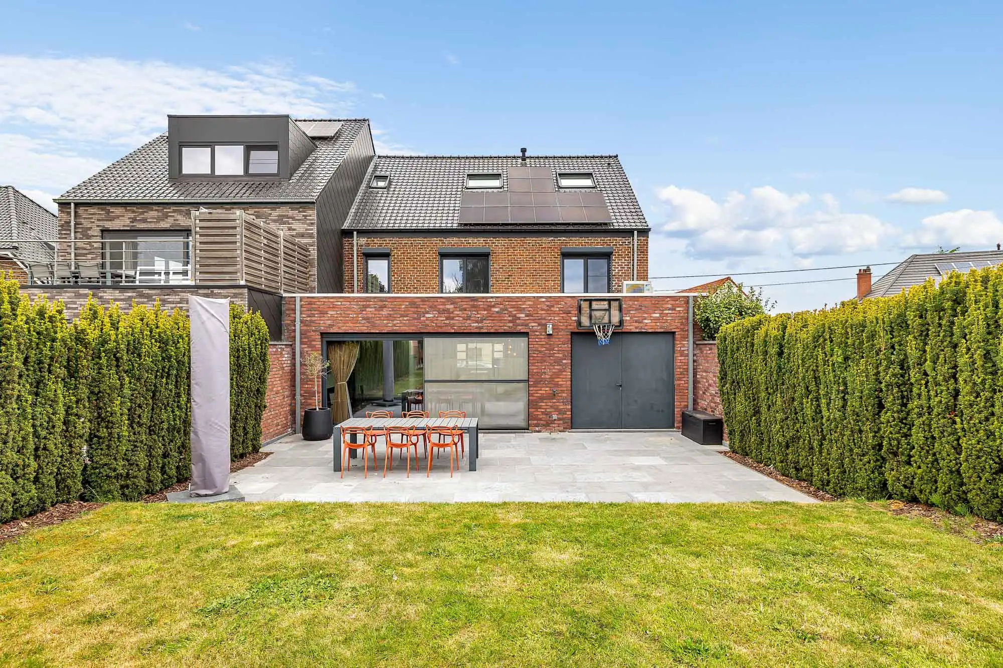 Energetische, instapklare woning op strategische ligging foto 32