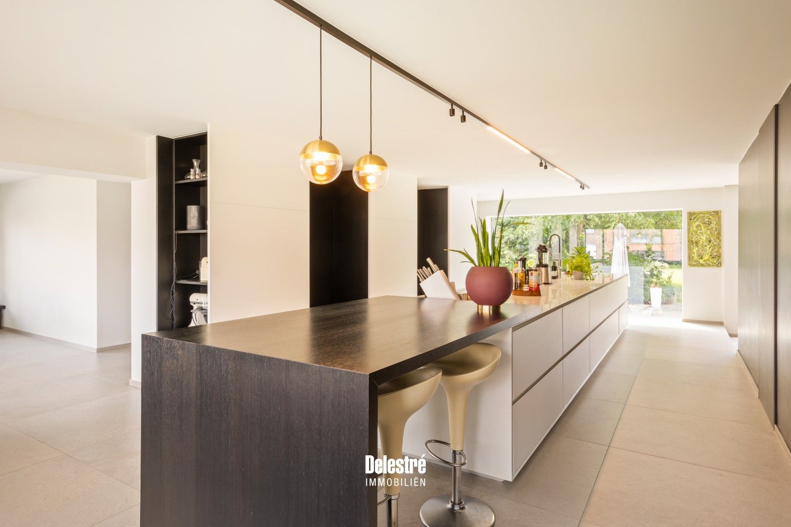 Exclusieve villa met 487m² woonruimte, uitzicht & rust – wonen én werken mogelijk! foto 16