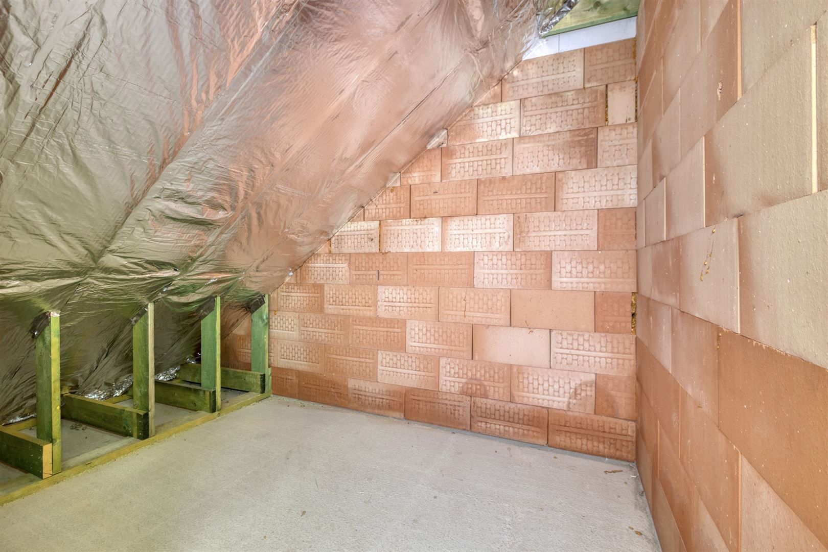 TE KOOP: Halfopen CASCO-nieuwbouwwoning met 4 slaapkamers! foto 24