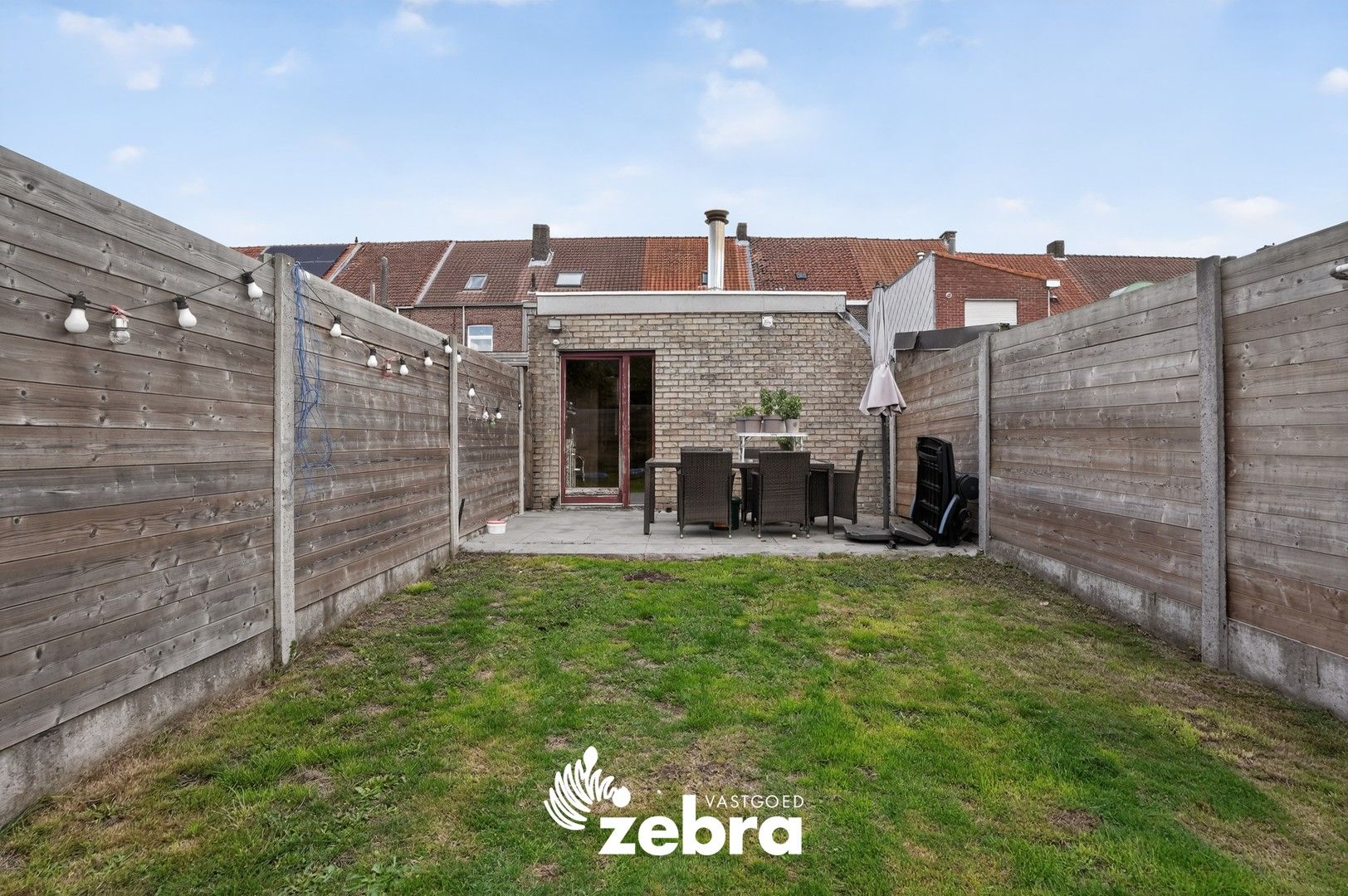 Instapklare woning met 4 slaapkamers en aanpalend stuk grond te Tielt! foto 25