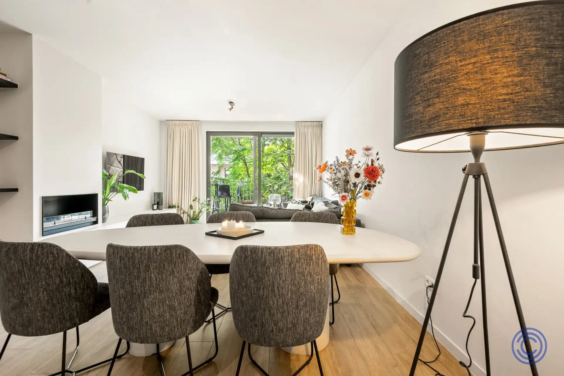 Luxueus afgewerkt BEN appartement met 3 slaapkamers en terras! foto 3