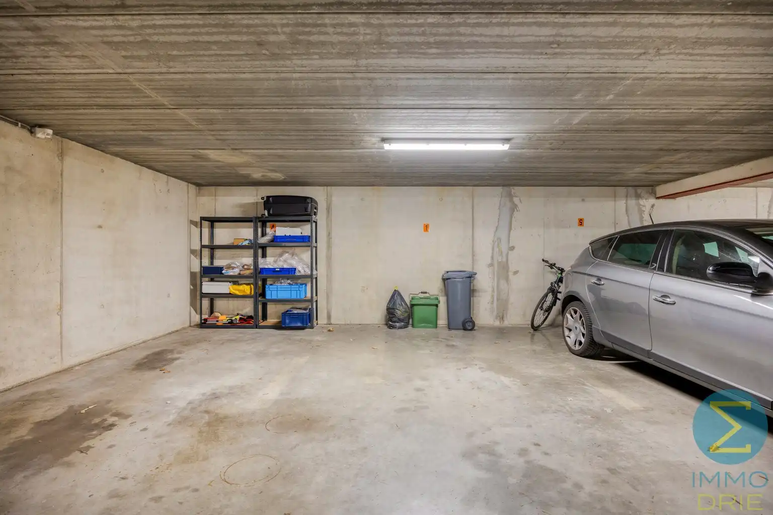GLVL-appartement met 1 slpk, terras en autostaanplaats foto 15