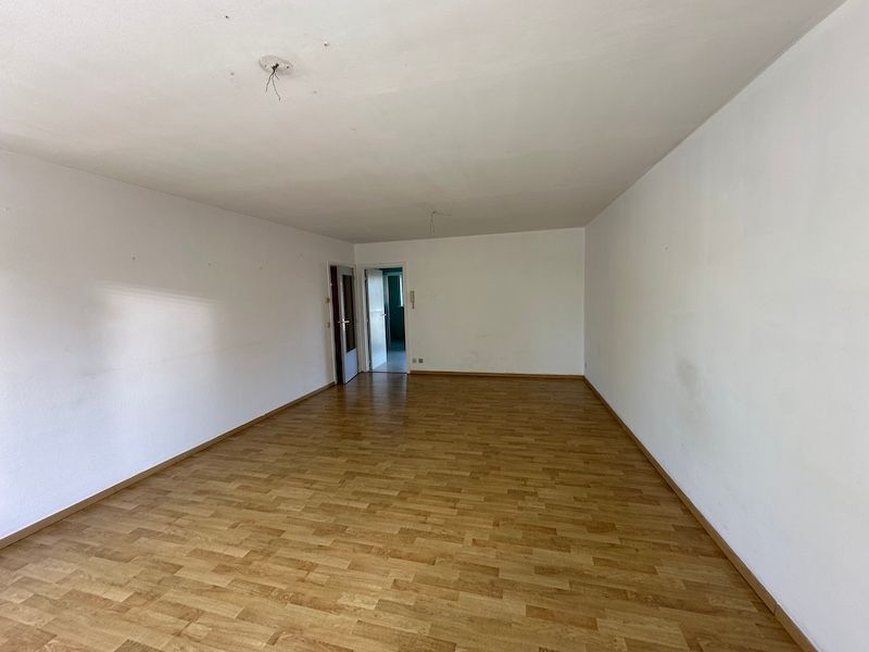 Gezellig 2-Slaapkamer appartement met terras & privé Garage foto 3